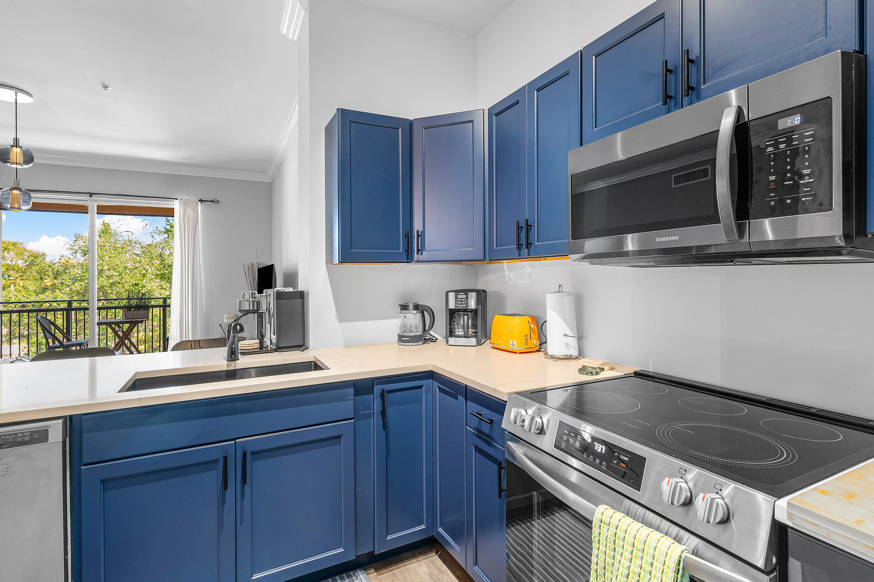 ST ANDREWS AT POLO CLUB CONDO - Residential Lease