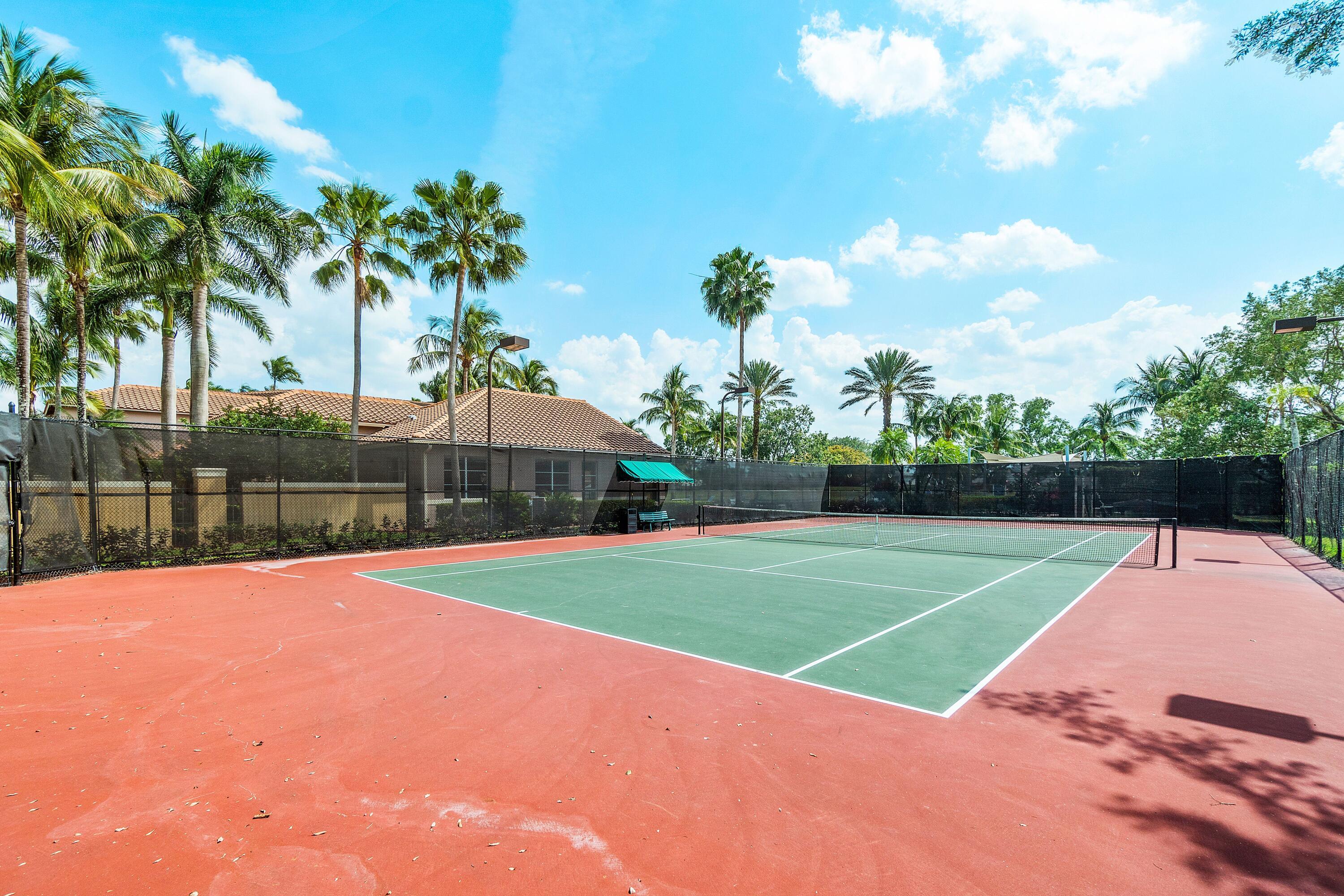 ST ANDREWS AT POLO CLUB CONDO - Residential Lease