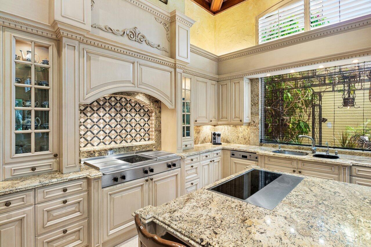 ADDISON ESTATES - Residential