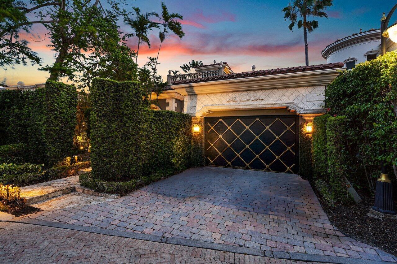ADDISON ESTATES - Residential