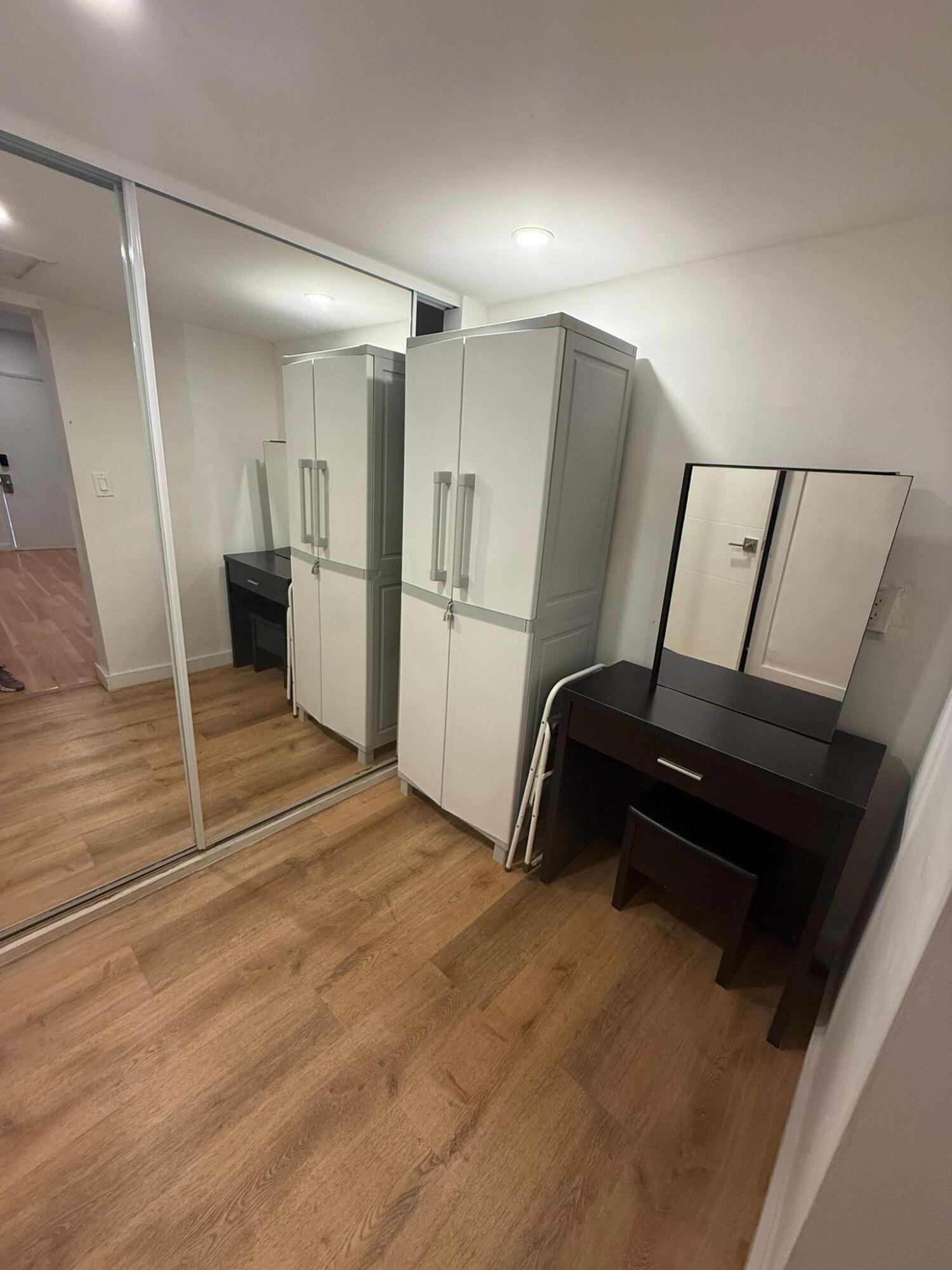 DIPLOMAT GOLF & RACQUET CLUB - Residential