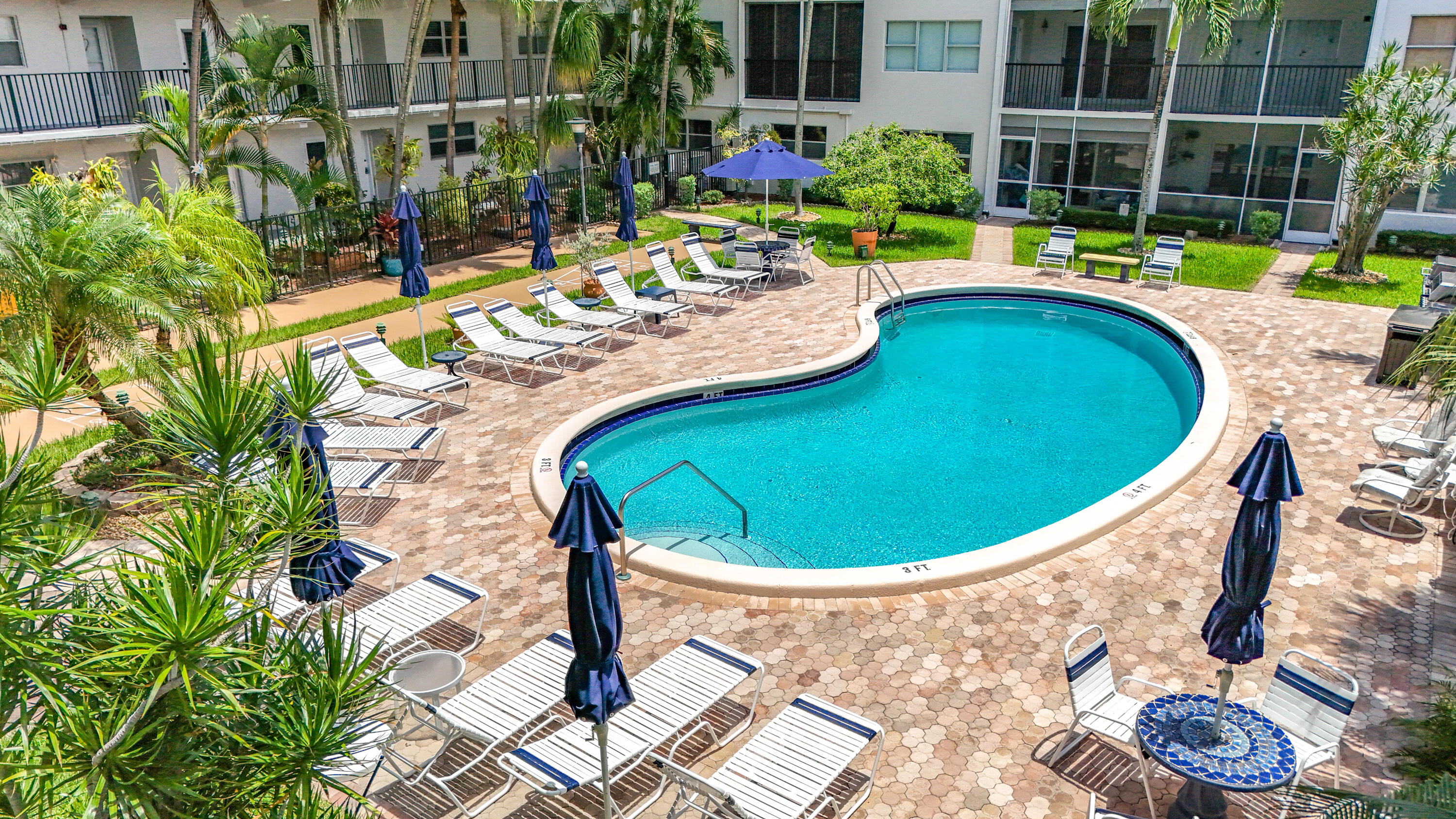 LEISURE BY THE SEA EAST CONDO - Residential