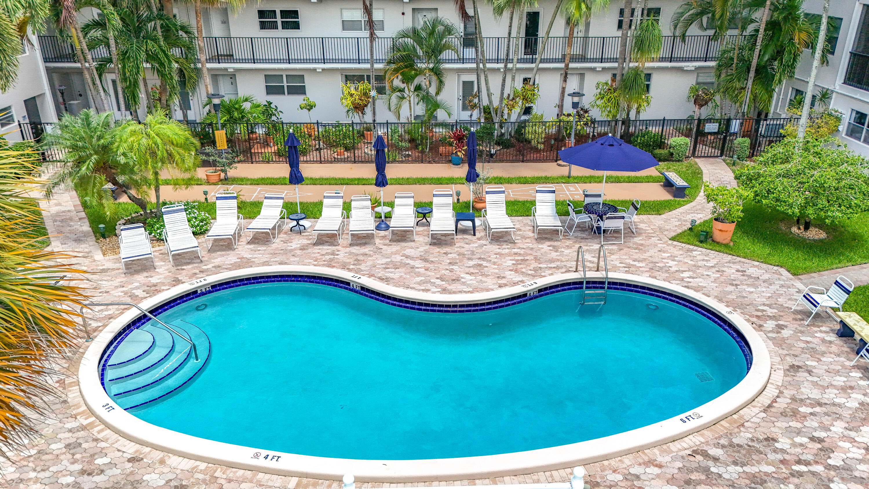LEISURE BY THE SEA EAST CONDO - Residential
