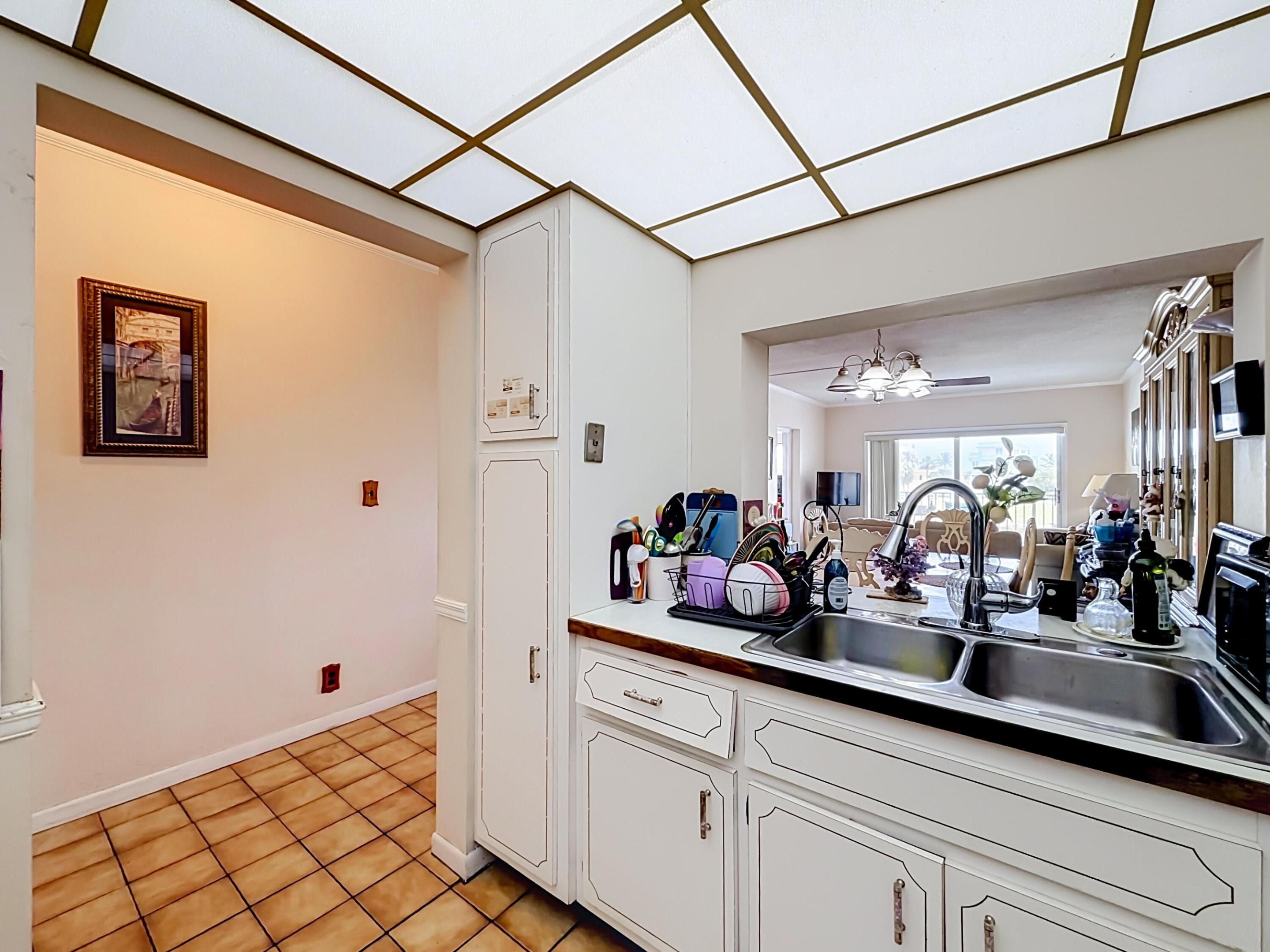 LEISURE BY THE SEA EAST CONDO - Residential