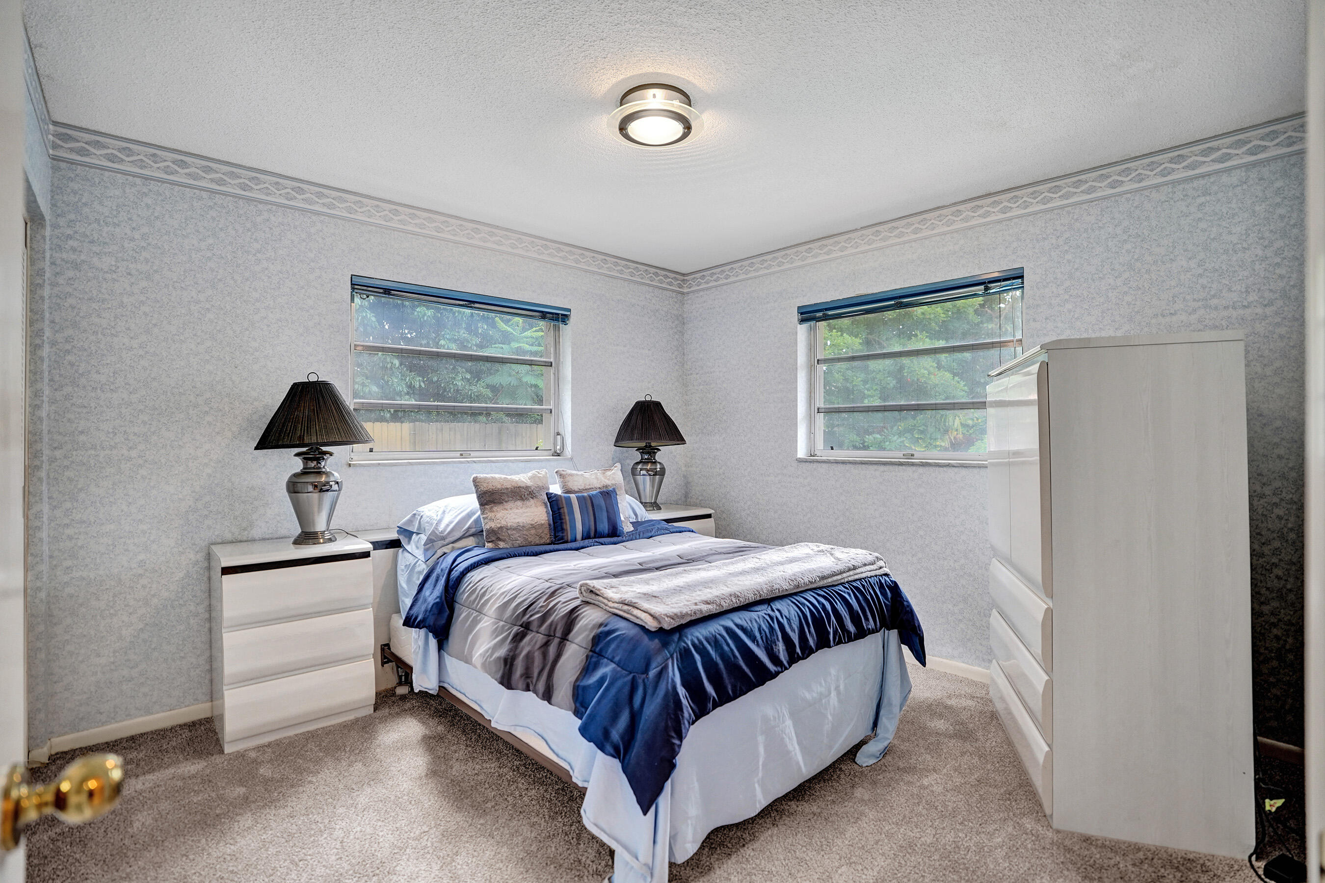 ROYAL PALM ESTATES - Residential