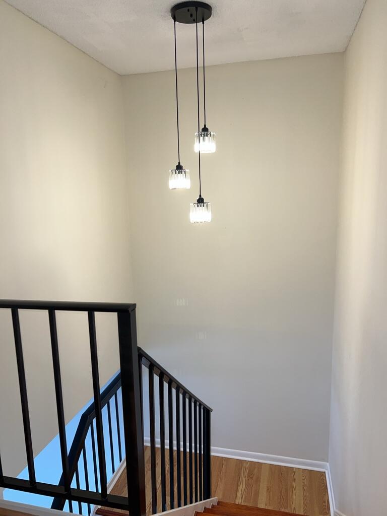 FAMILY TOWNHOUSES OF THE LAKES - Residential Lease