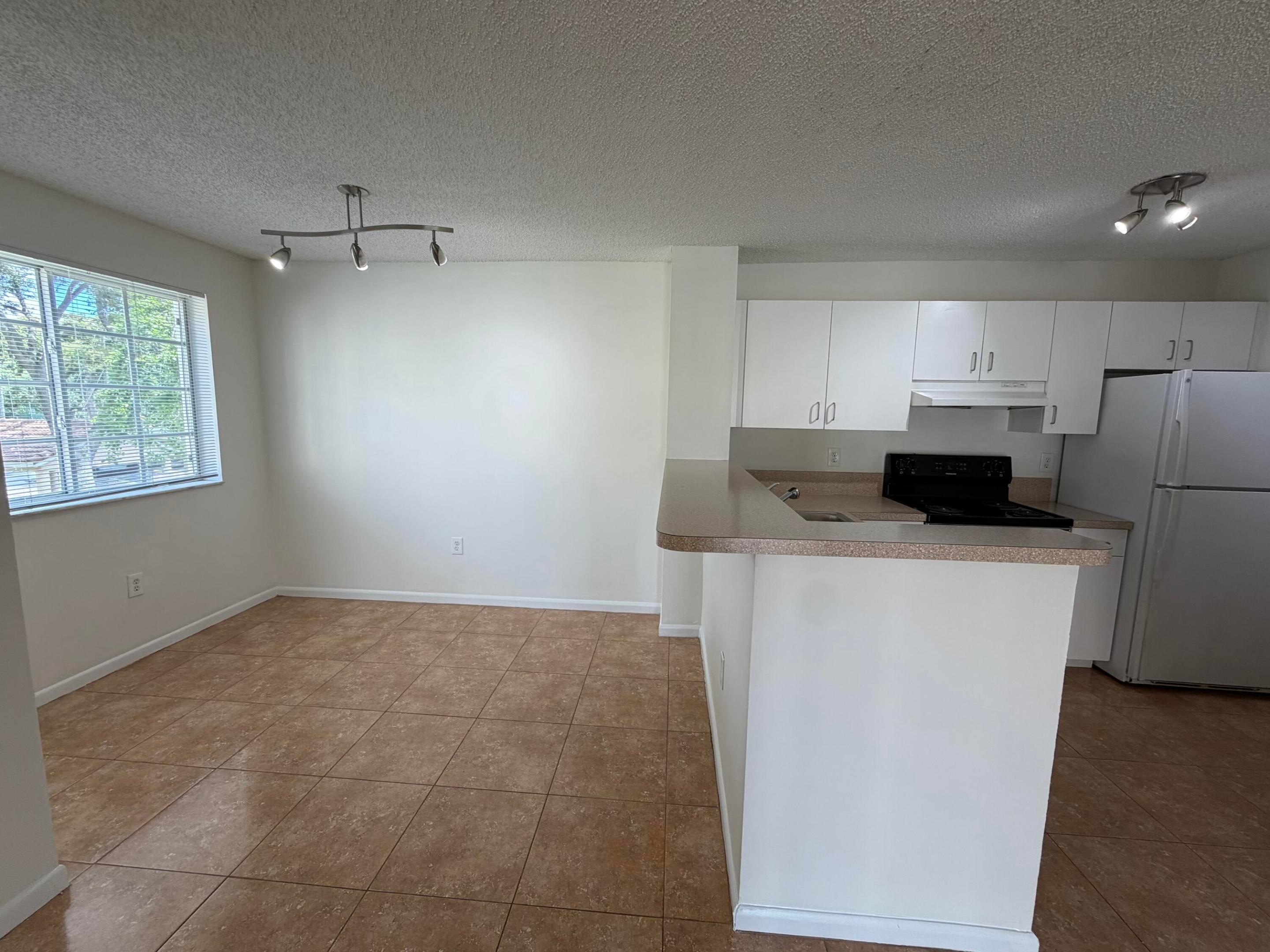 MILANO CONDO - Residential Lease