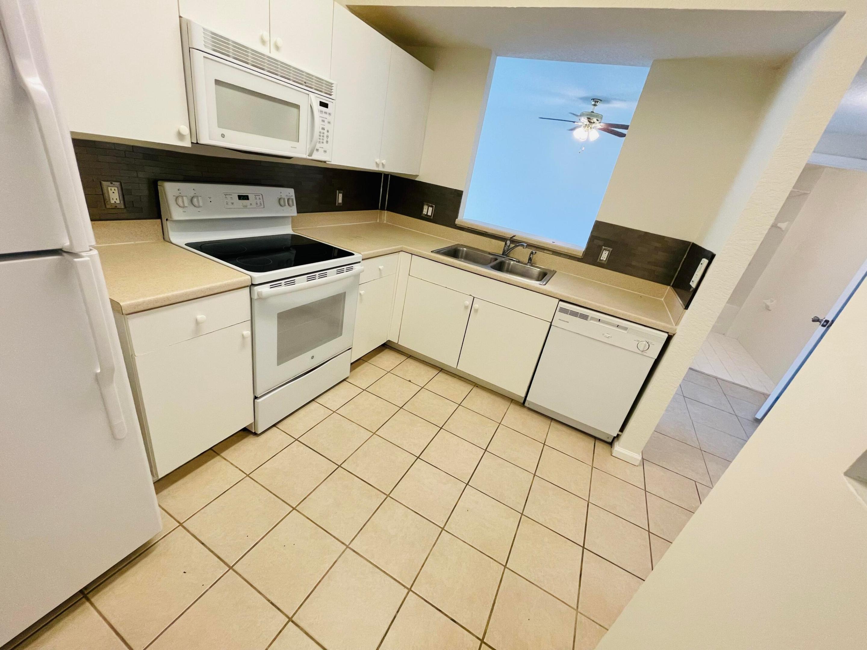 BELVEDERE ISLES CONDO NO 1 - Residential Lease