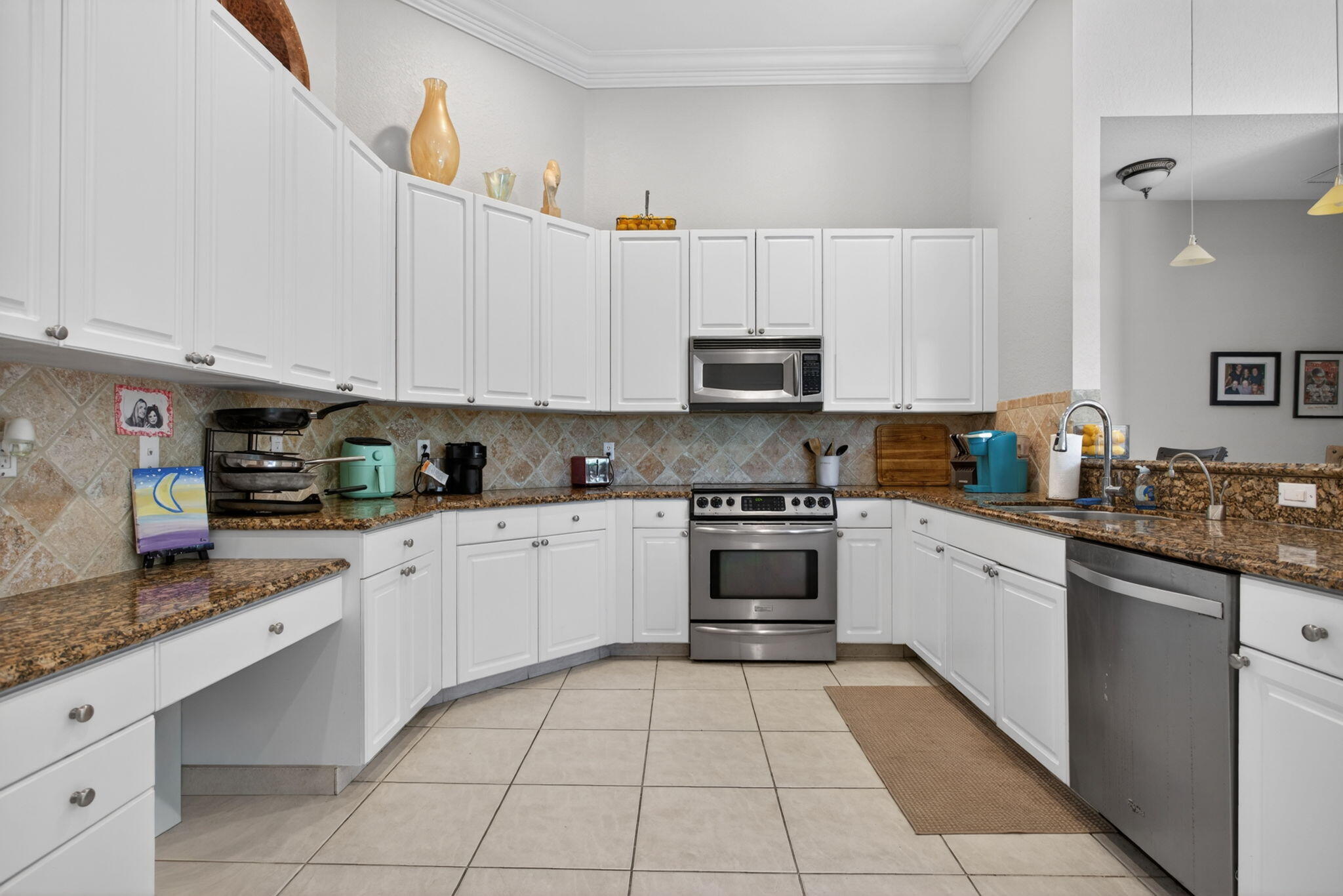 Bennington 148-36 B - Residential