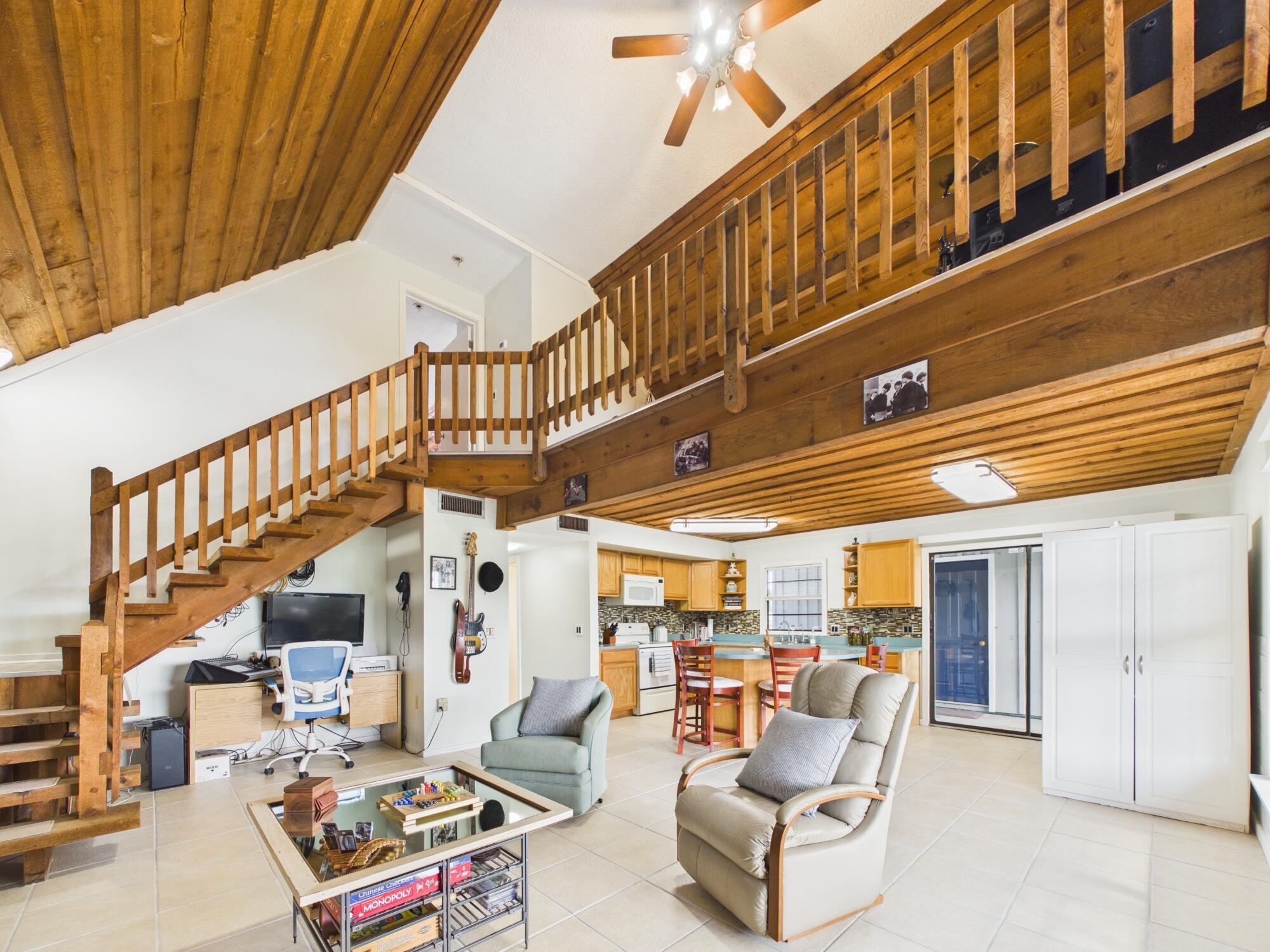 NORTH LAKE COUNTRY ESTATES - Residential