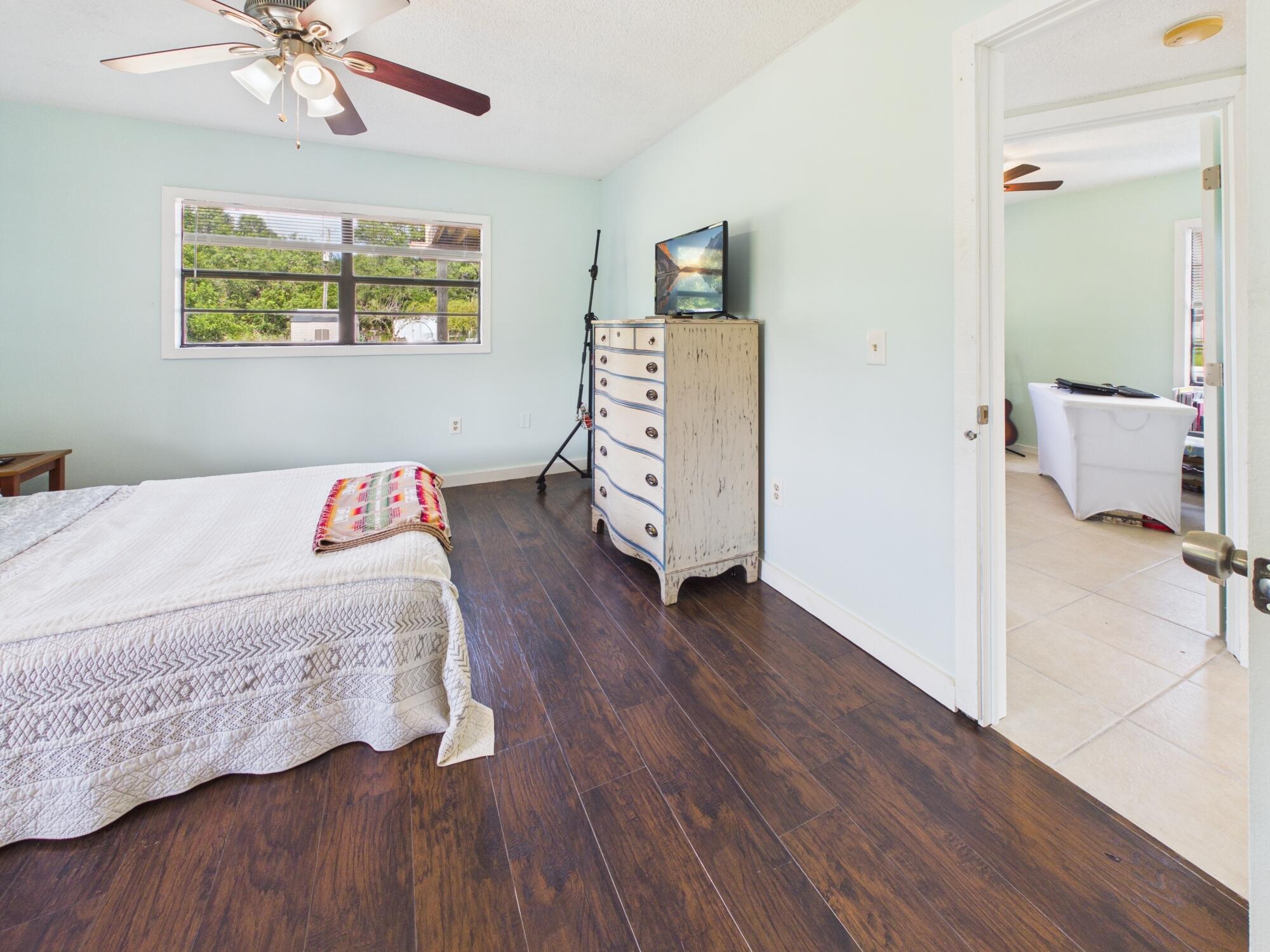 NORTH LAKE COUNTRY ESTATES - Residential