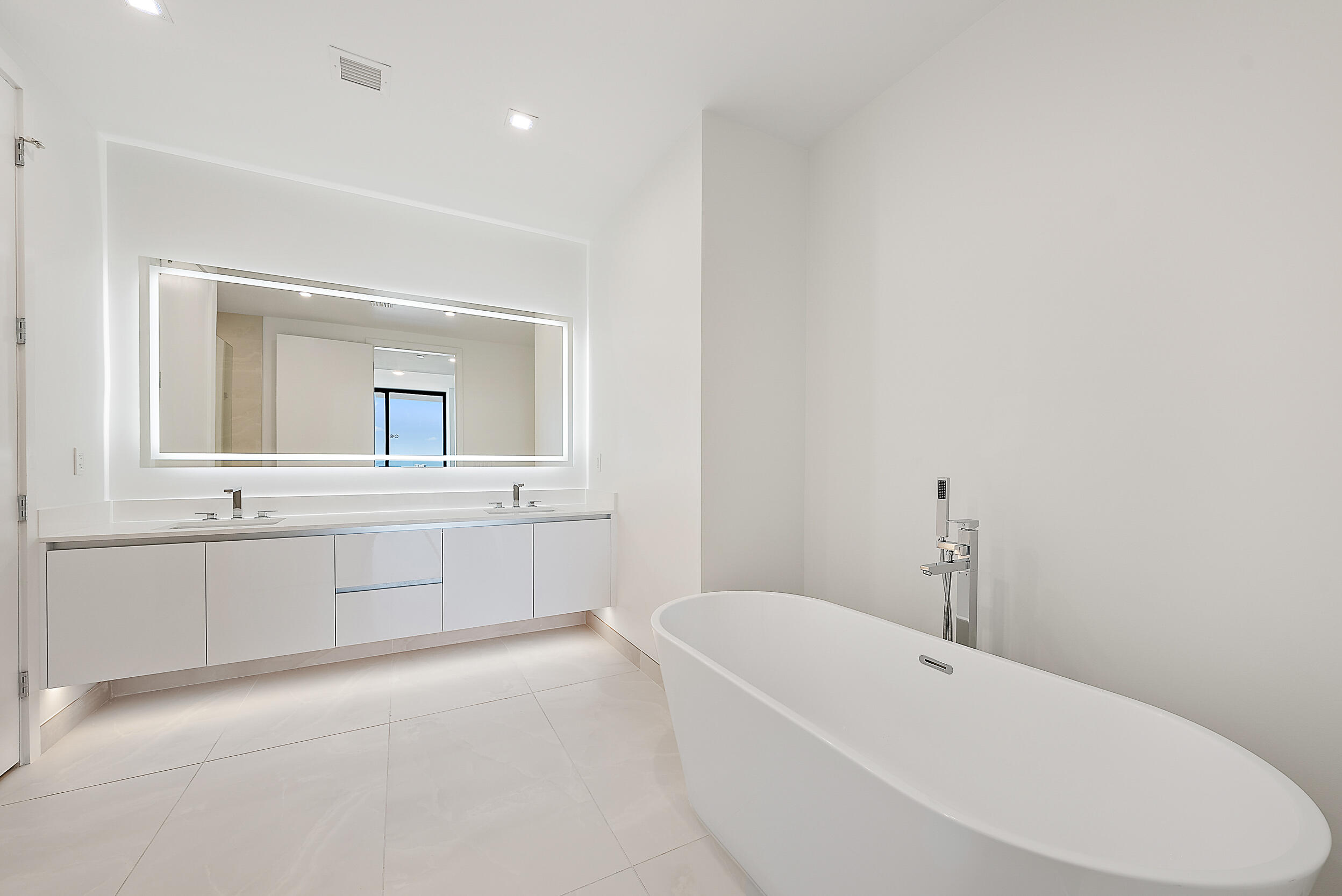 Nautilus 220 - Residential