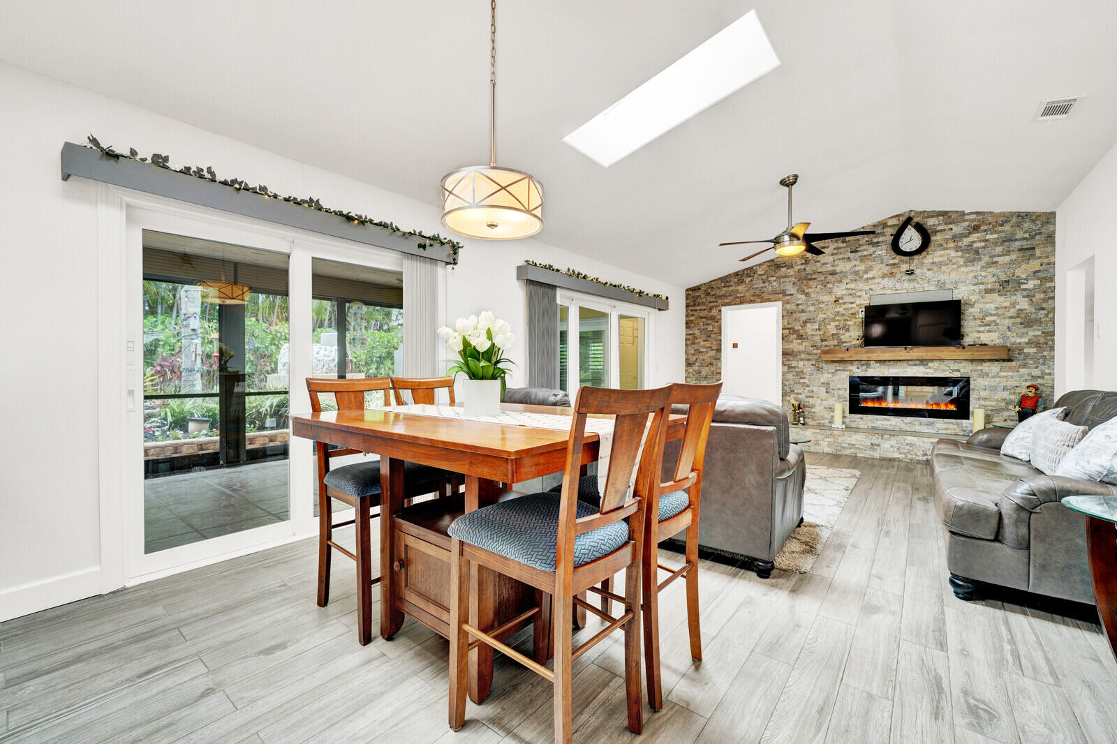 HERITAGE RIDGE NORTH SEC 1 - Residential
