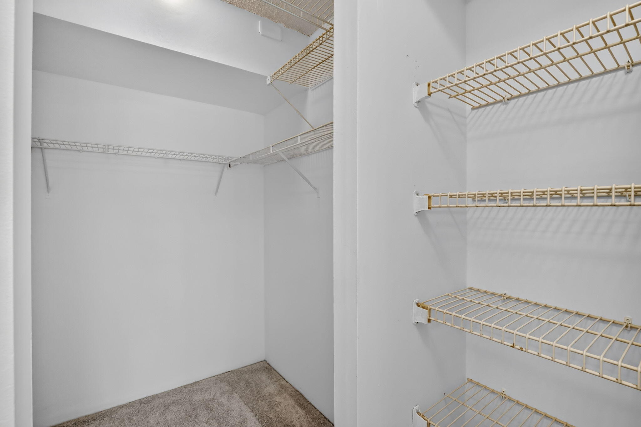 PARK PLACE CONDOMINIUM NO FOUR - Residential