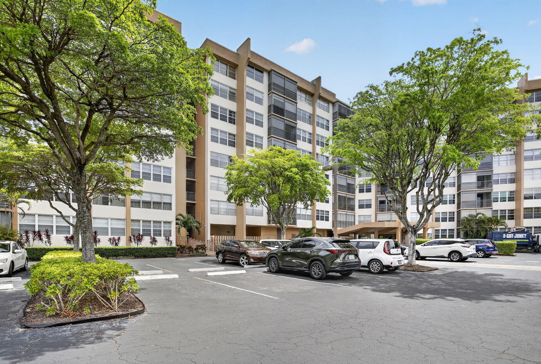 PARK PLACE CONDOMINIUM NO FOUR - Residential