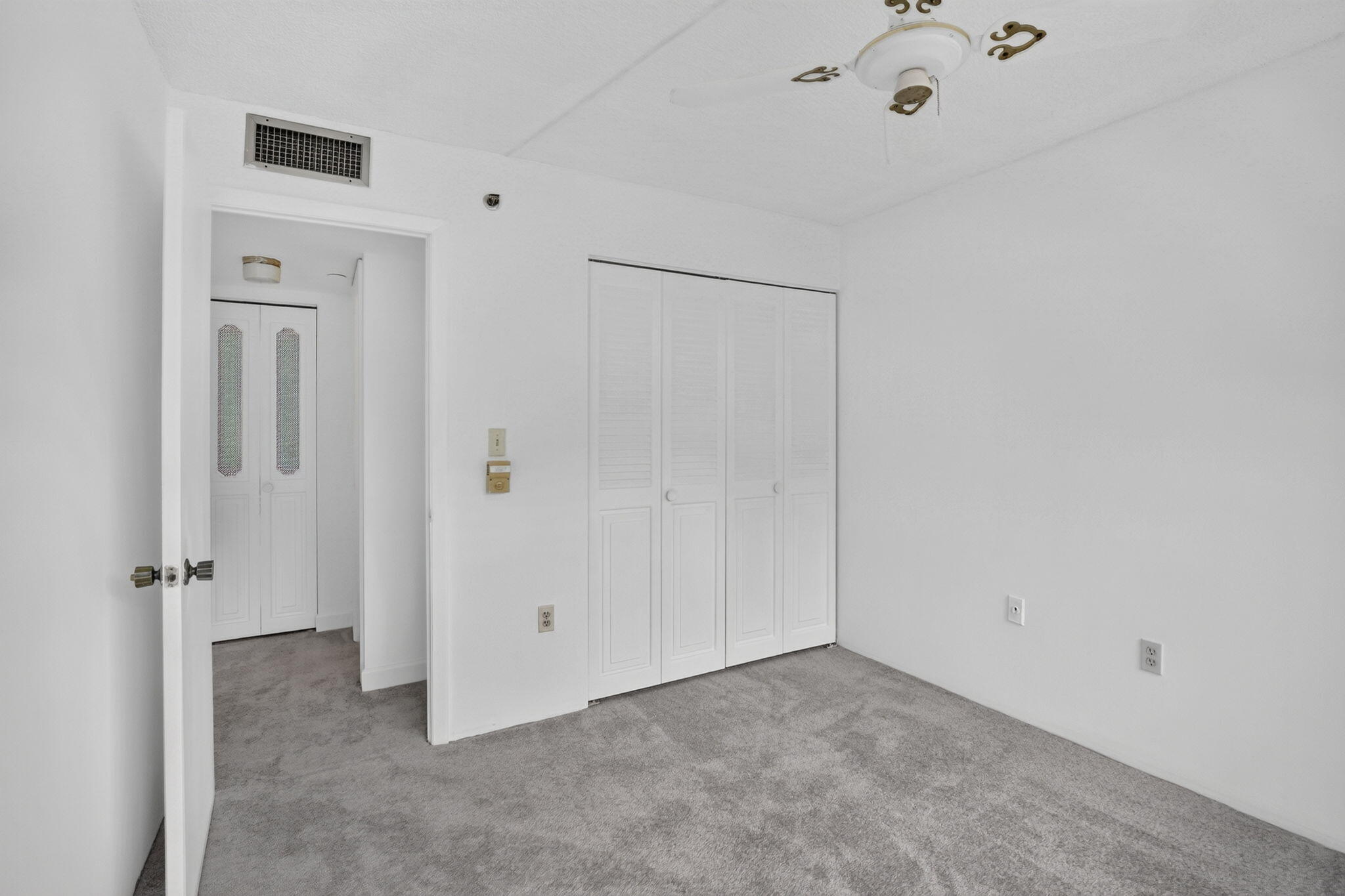 PARK PLACE CONDOMINIUM NO FOUR - Residential
