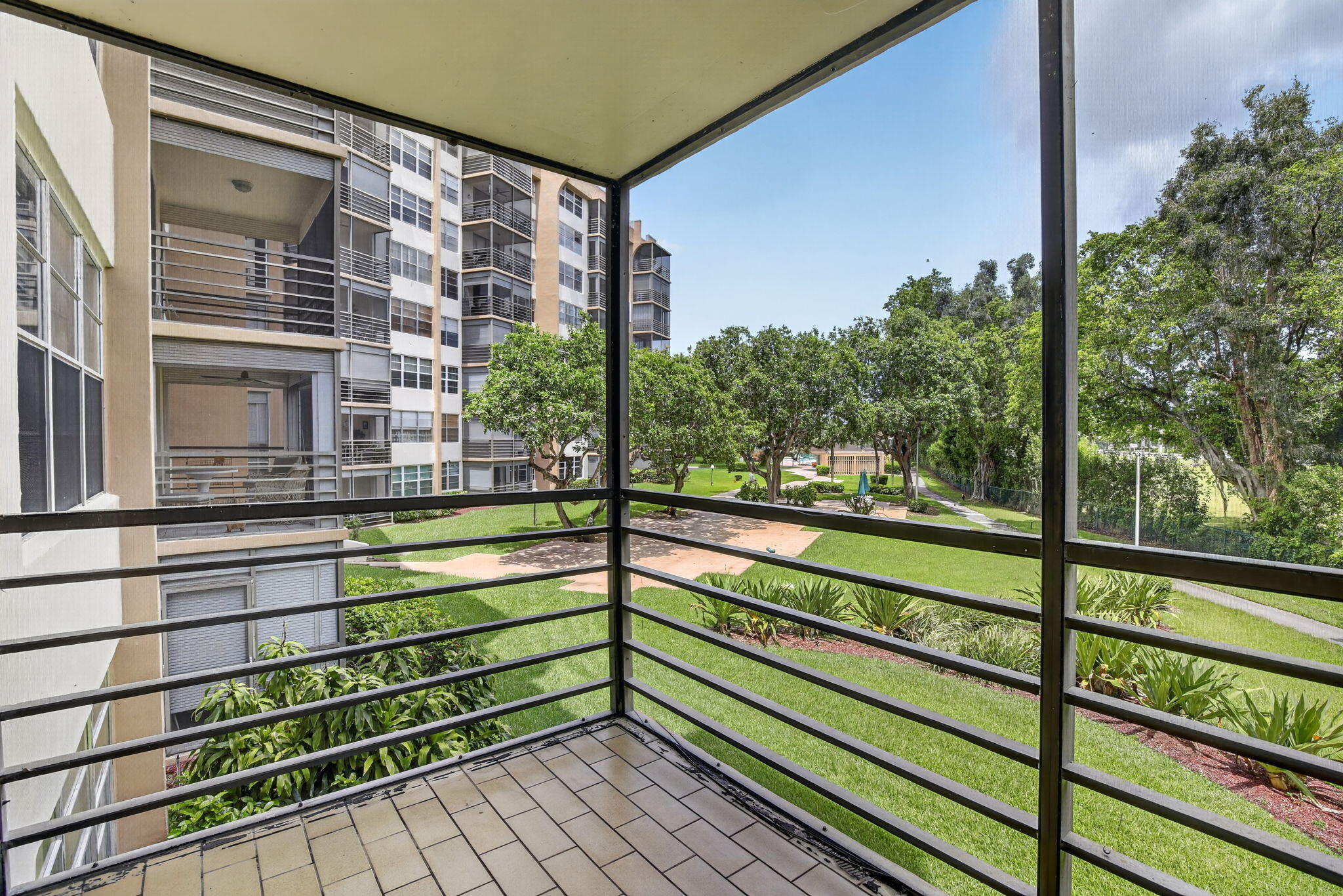 PARK PLACE CONDOMINIUM NO FOUR - Residential