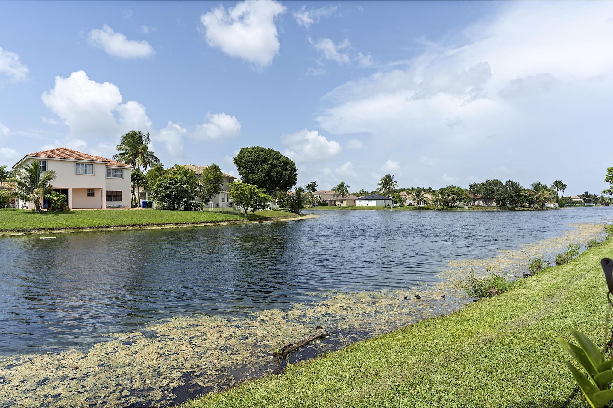 POD 14 AT MONARCH LAKES - Residential