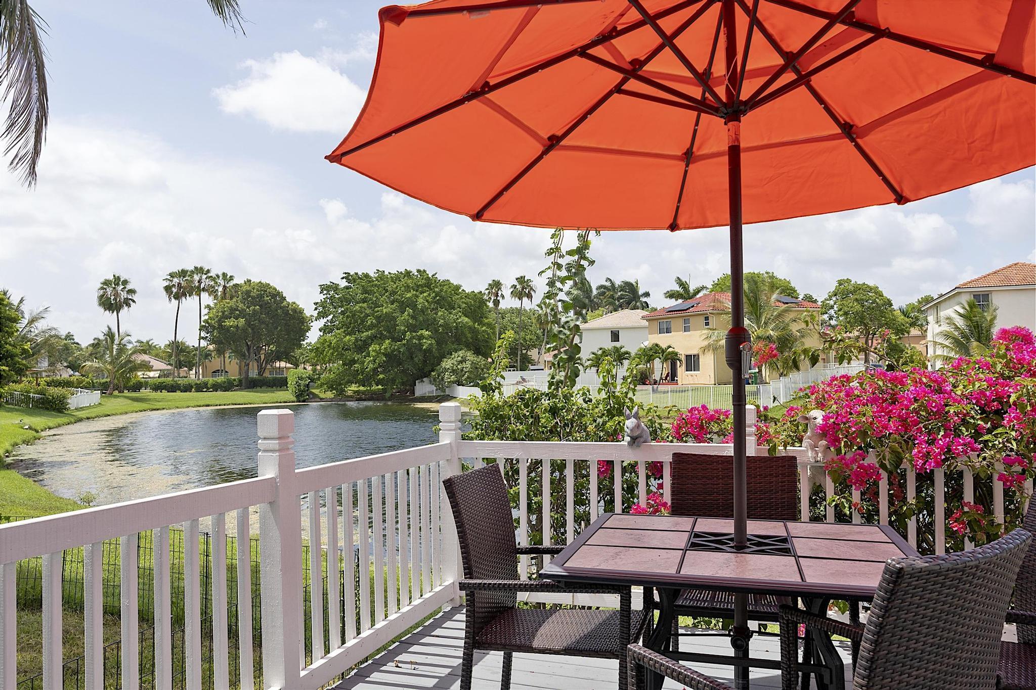 POD 14 AT MONARCH LAKES - Residential