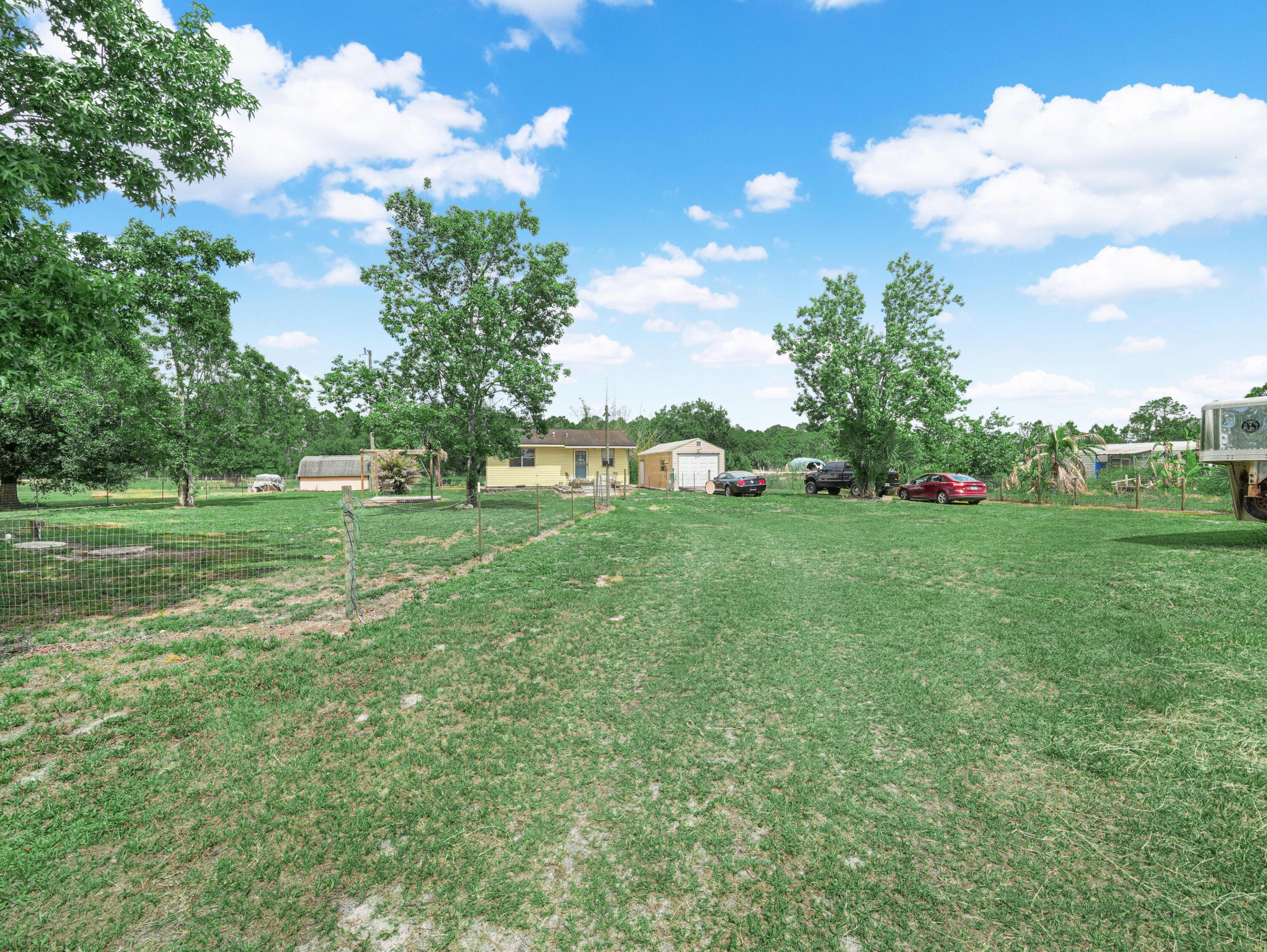 LADECA ACRES S/D UNREC SEC 32 - Residential