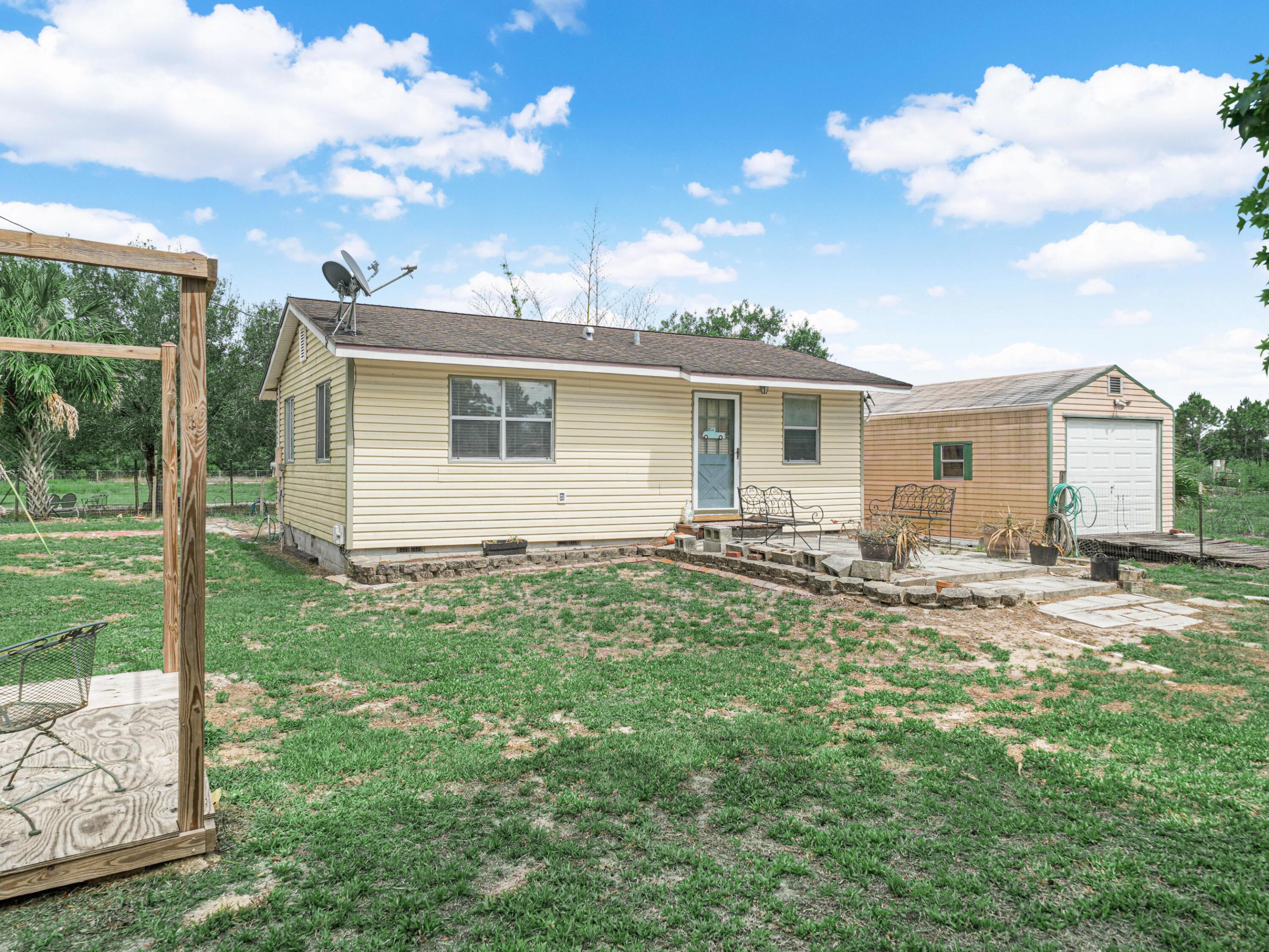 LADECA ACRES S/D UNREC SEC 32 - Residential