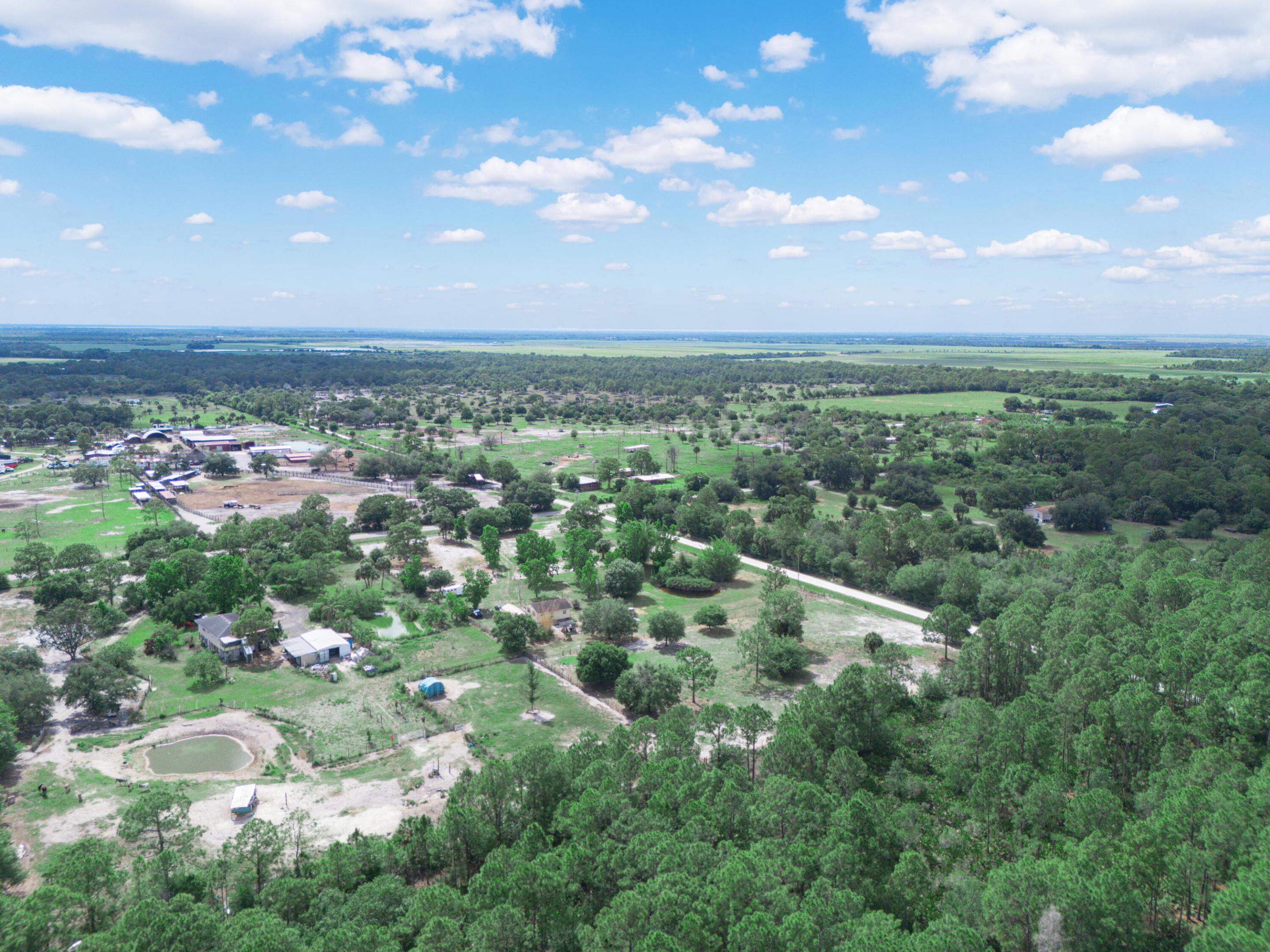LADECA ACRES S/D UNREC SEC 32 - Residential