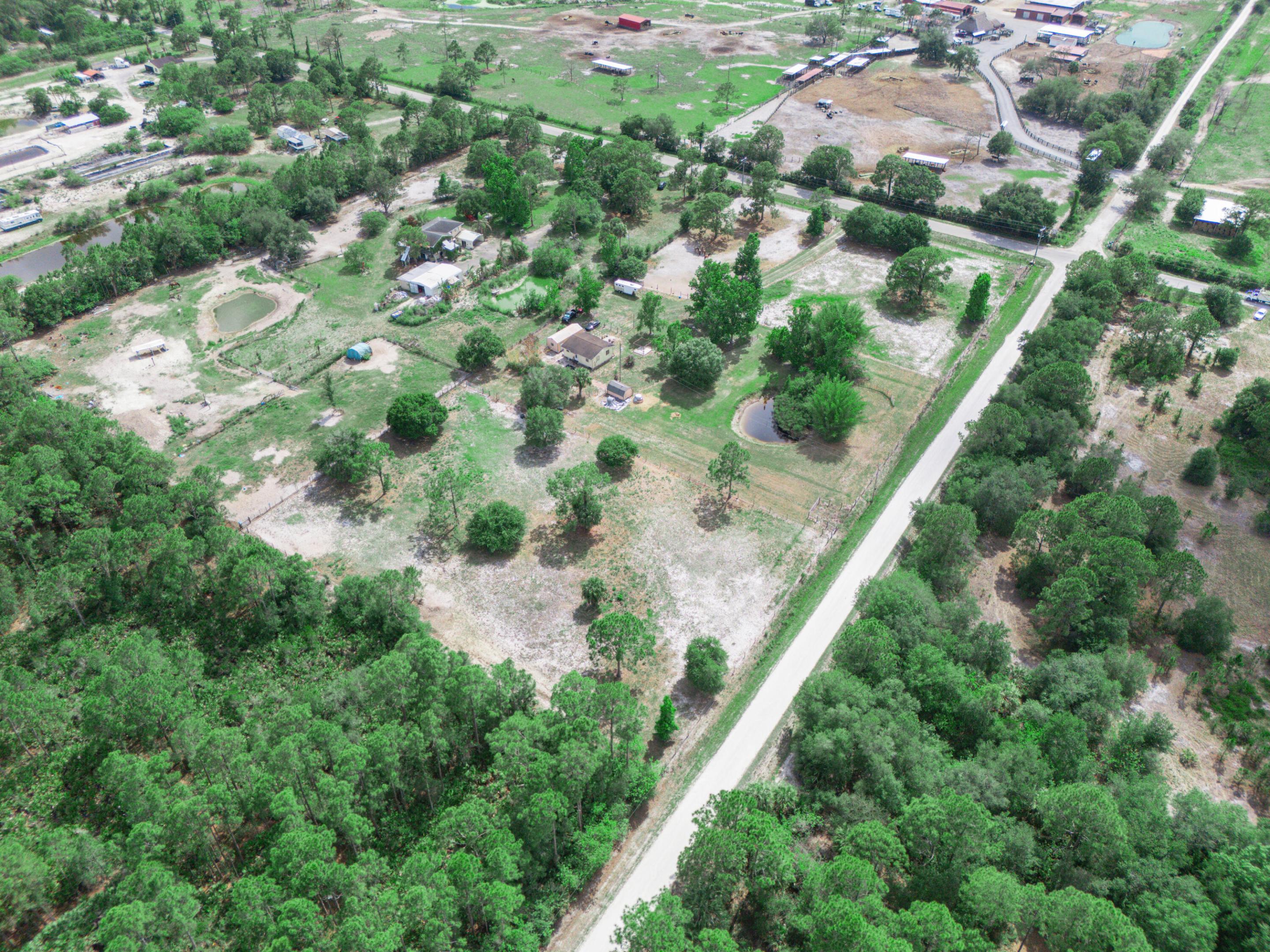 LADECA ACRES S/D UNREC SEC 32 - Residential