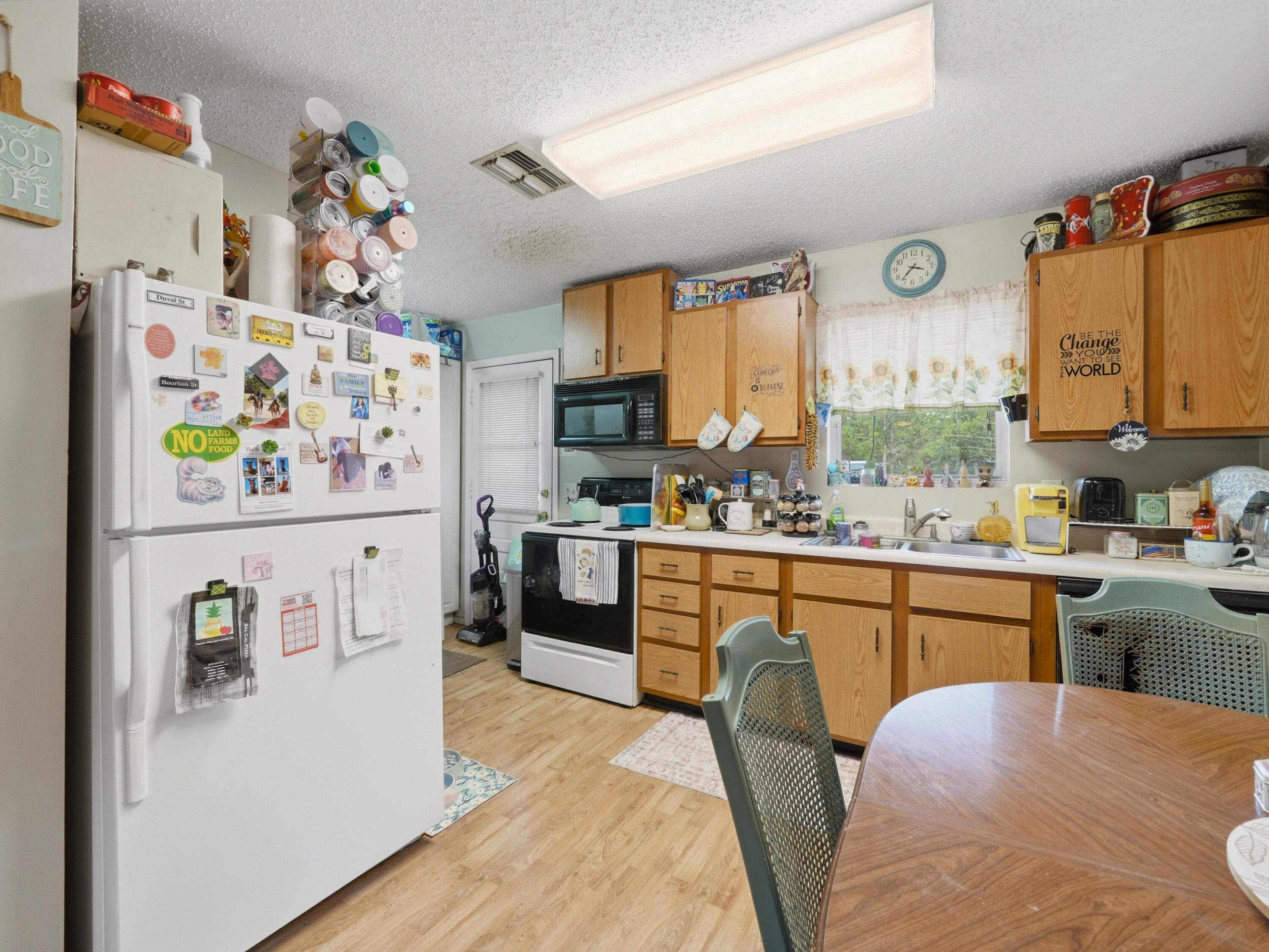 LADECA ACRES S/D UNREC SEC 32 - Residential