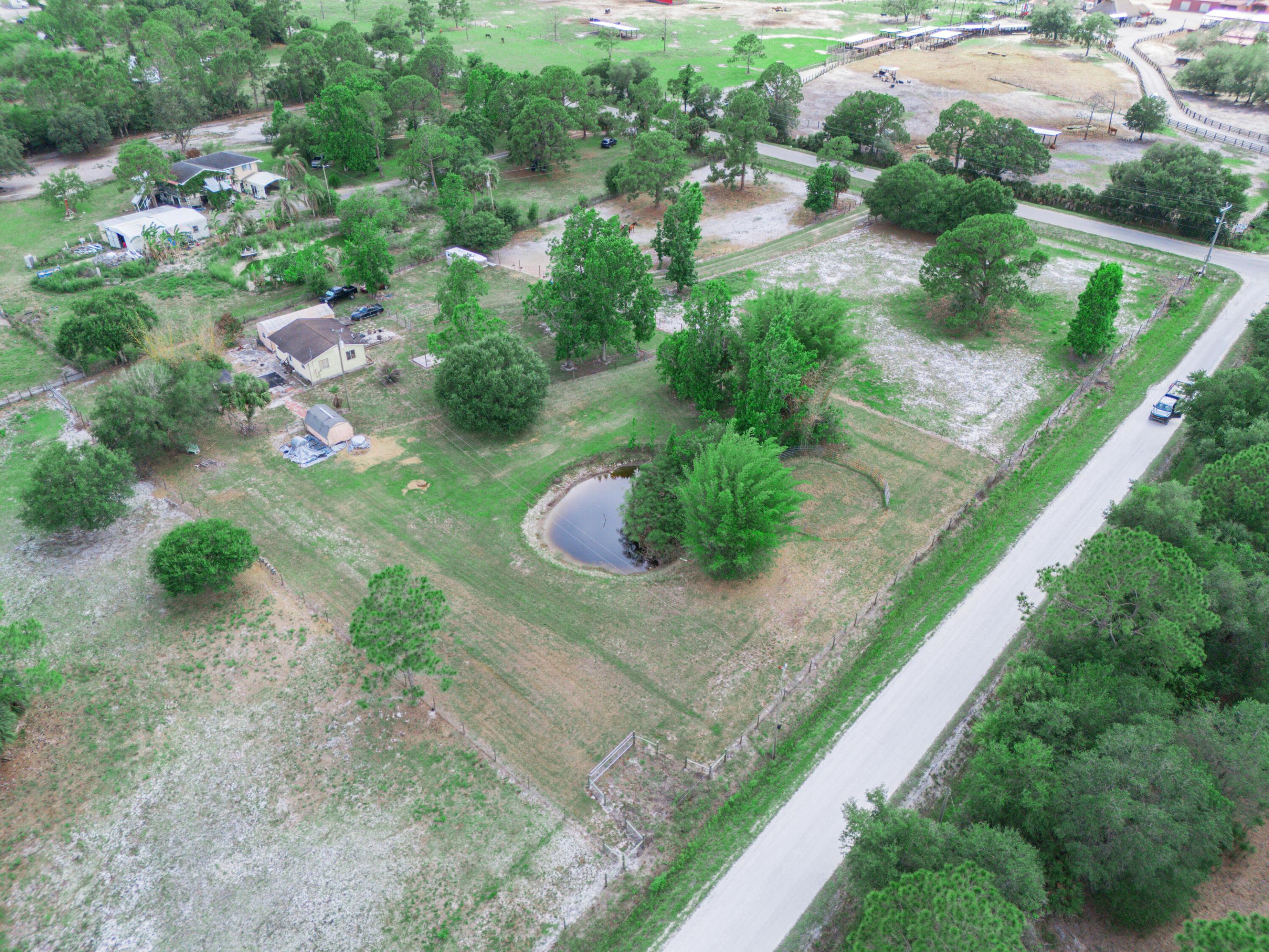LADECA ACRES S/D UNREC SEC 32 - Residential