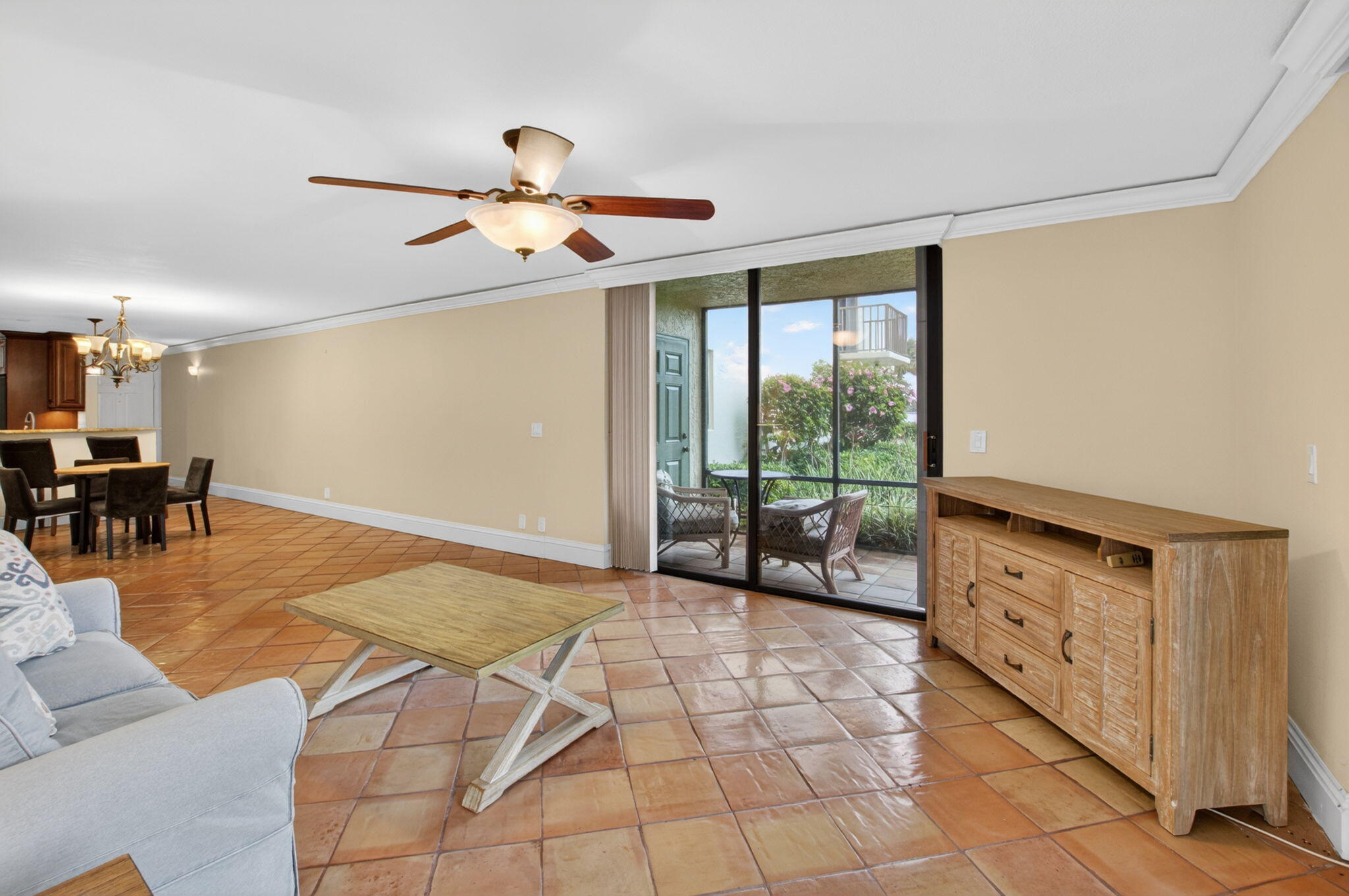 HIDDEN BANYAN CONDO - Residential