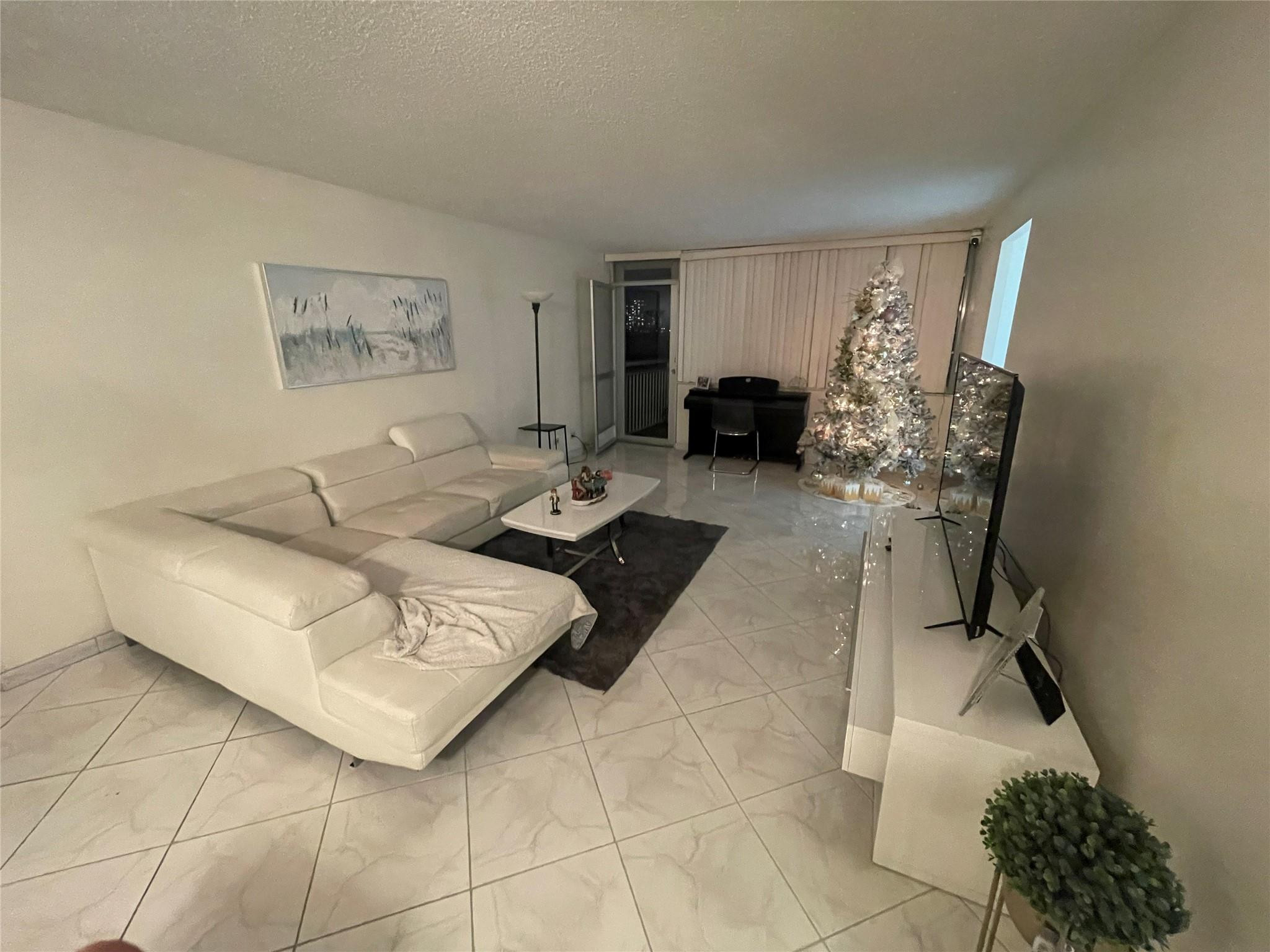 winston towers - Residential