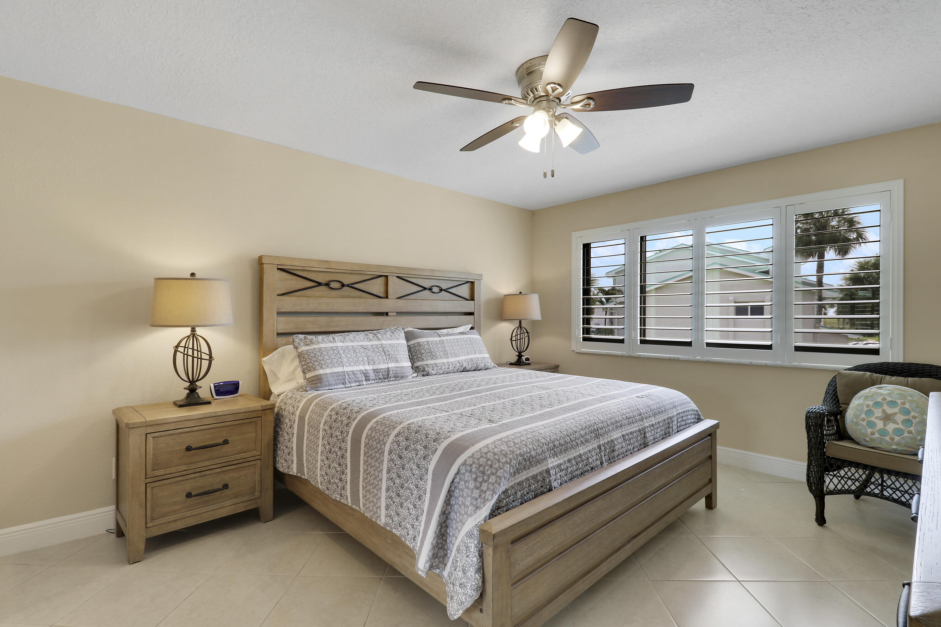 GOLF VILLAS - Residential