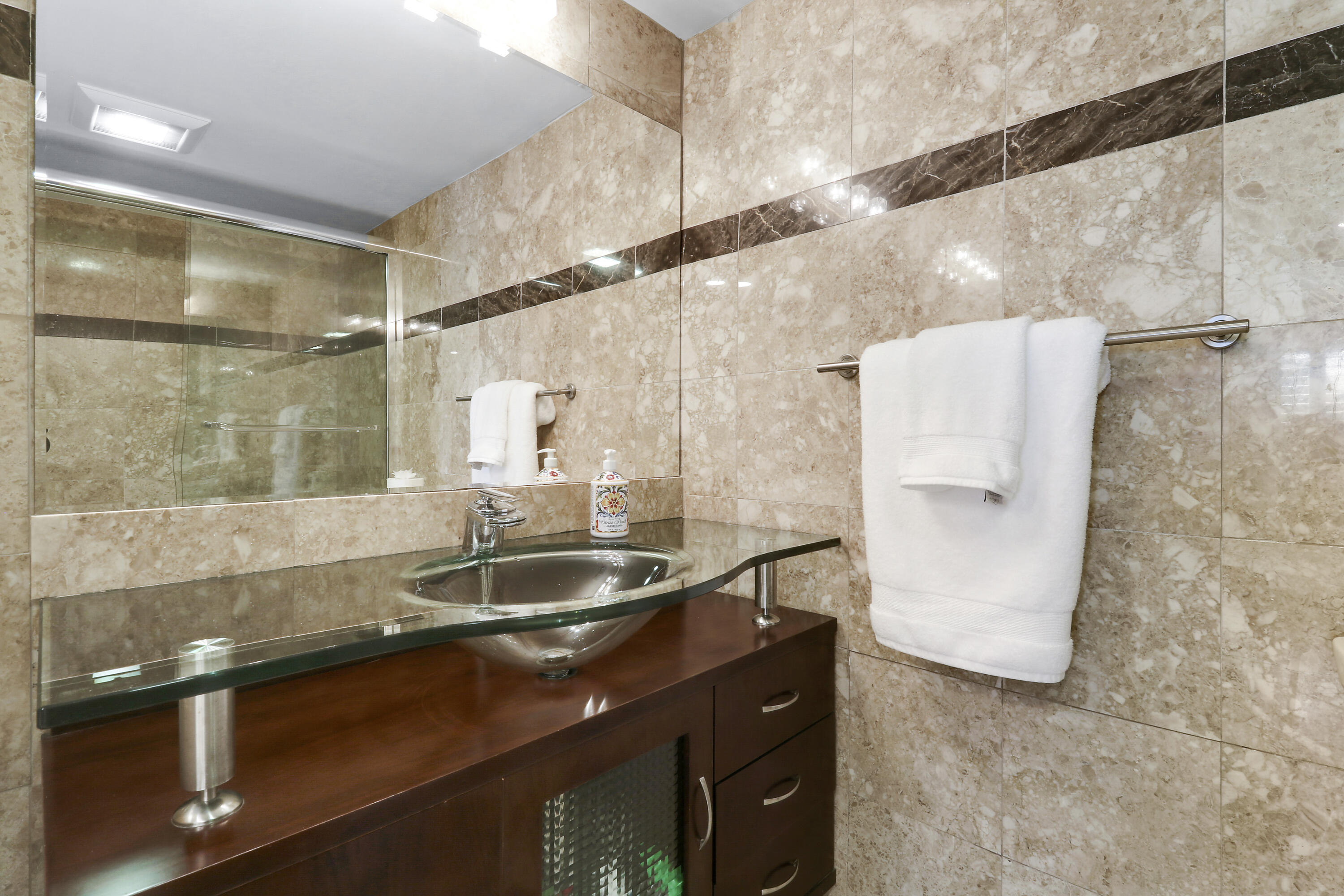 GOLF VILLAS - Residential