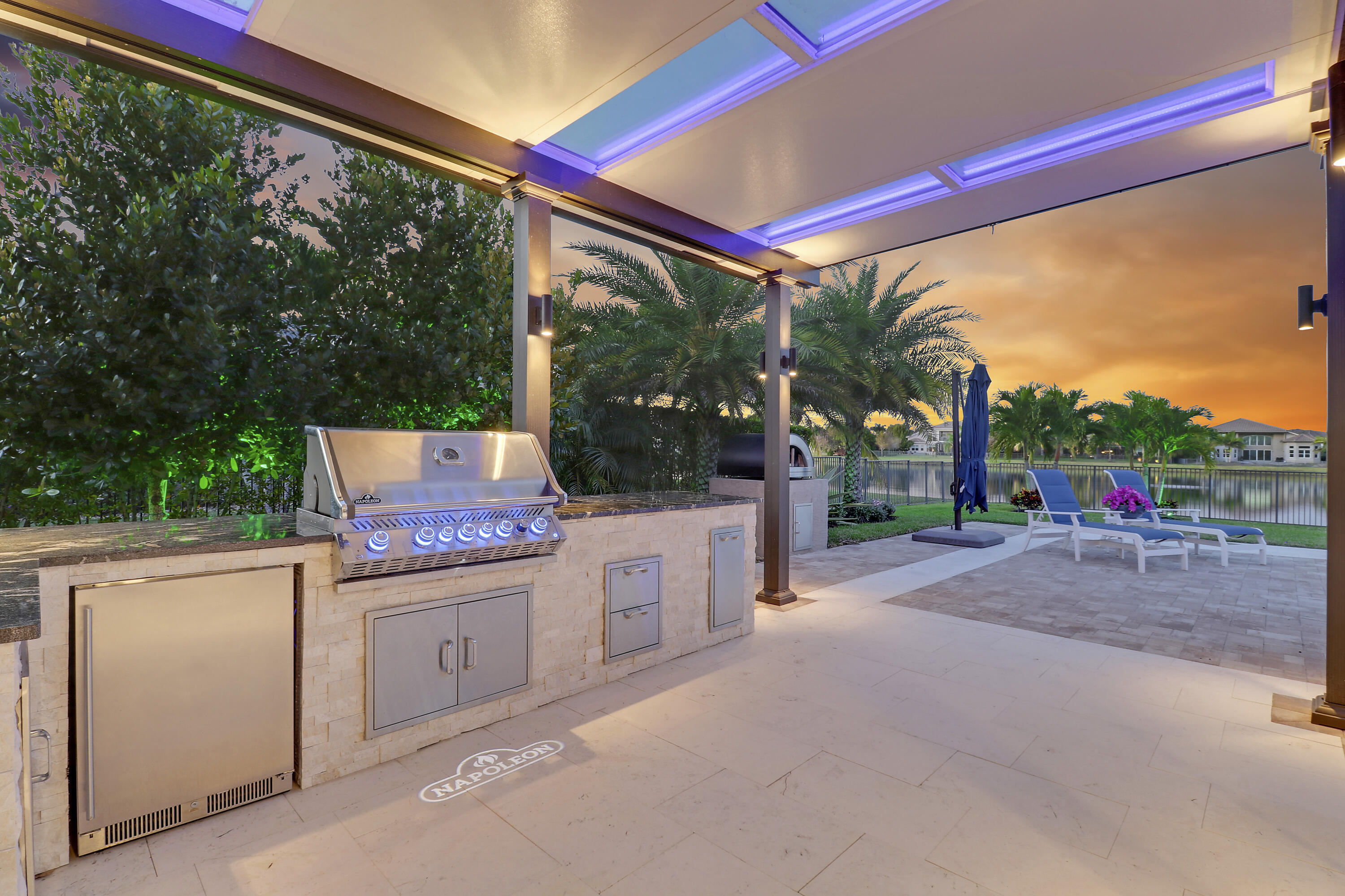 BAYHILL ESTATES - Residential
