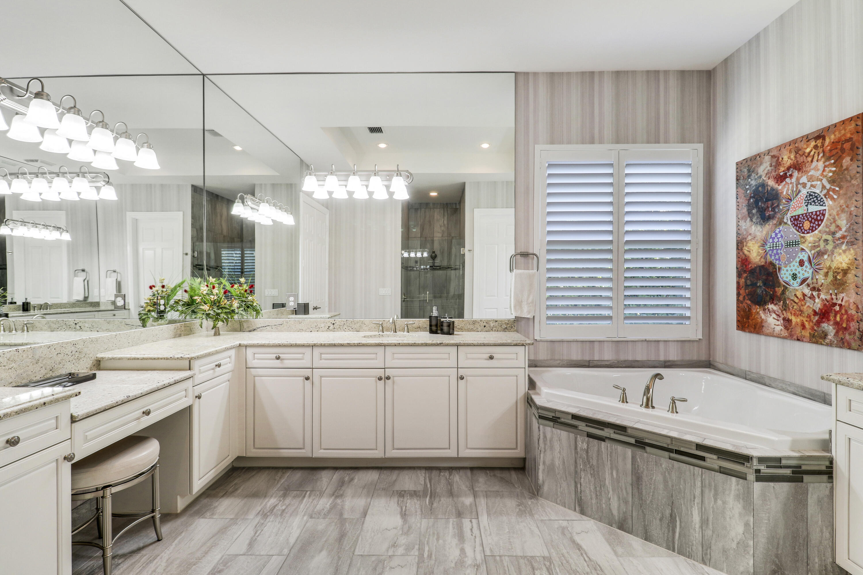 BAYHILL ESTATES - Residential