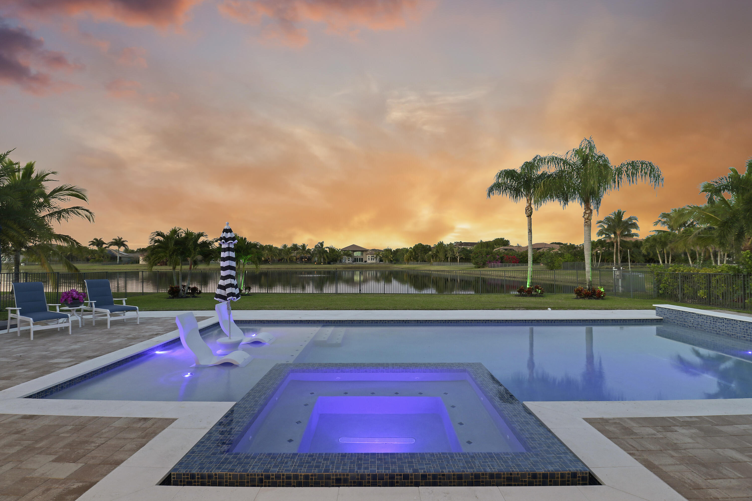 BAYHILL ESTATES - Residential