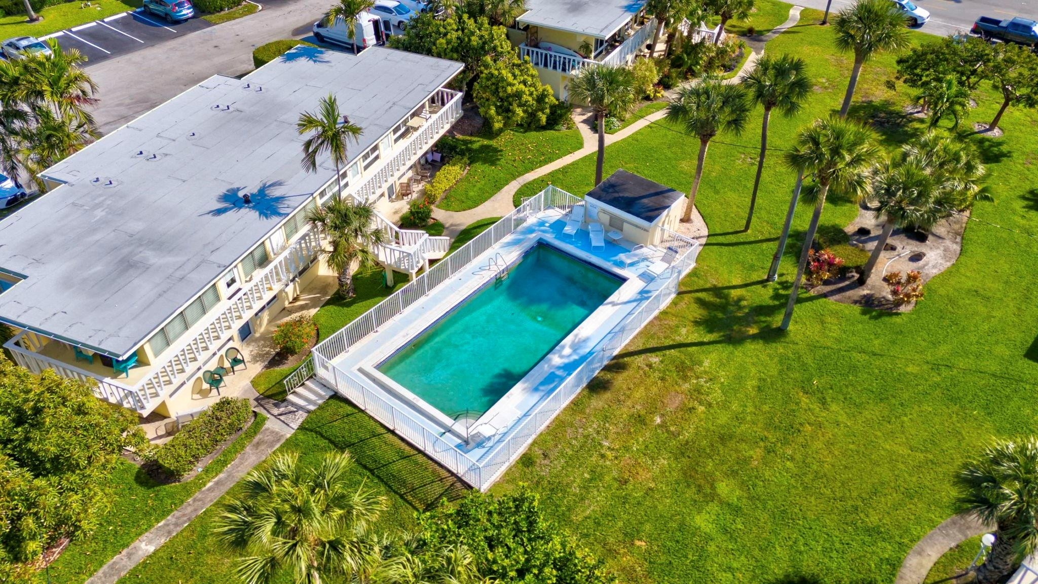 Lighthouse Bay Condo - Residential