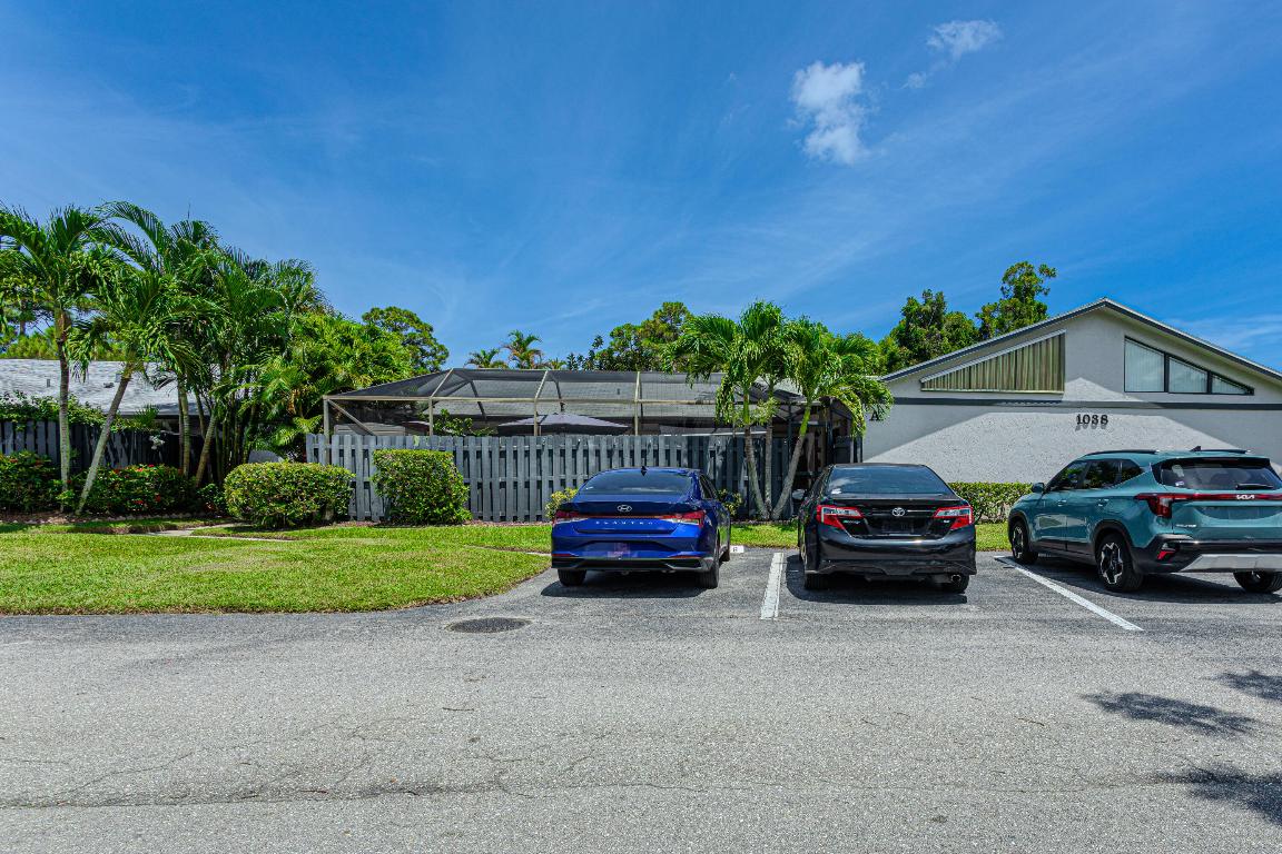 Summit Trail - Residential