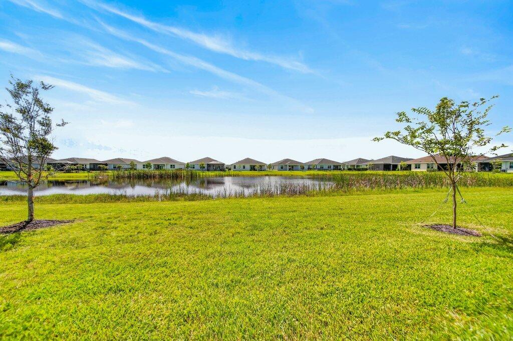 REPLAT OF VERANDA PRESERVE EAST - Residential