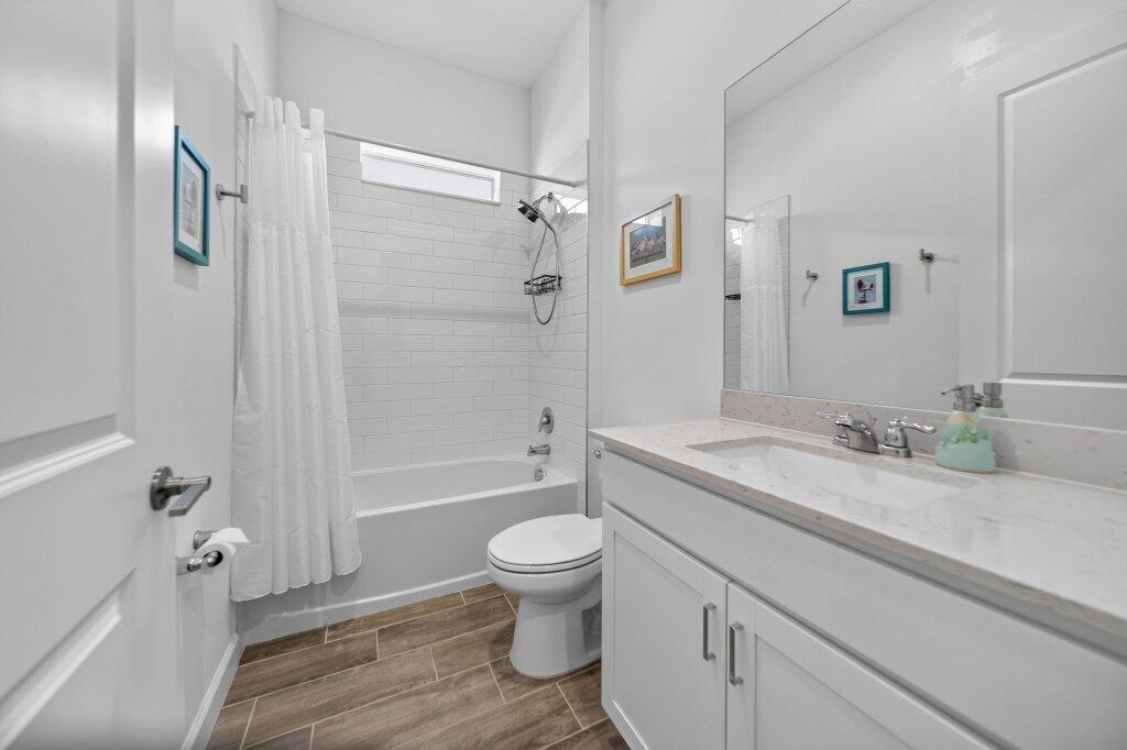 REPLAT OF VERANDA PRESERVE EAST - Residential