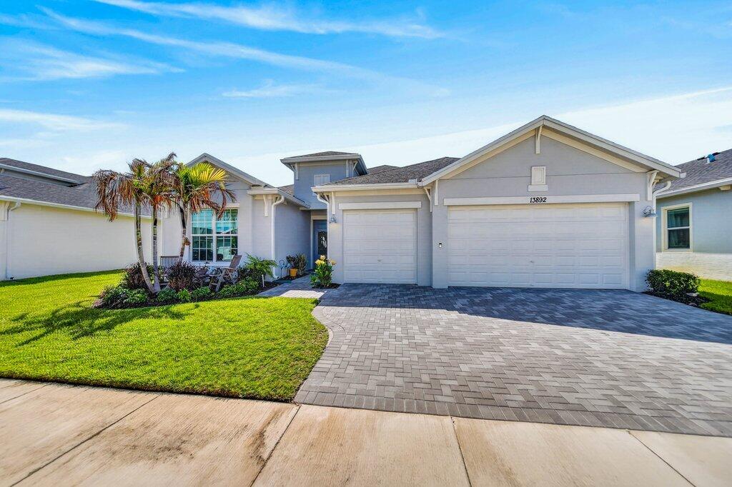 REPLAT OF VERANDA PRESERVE EAST - Residential