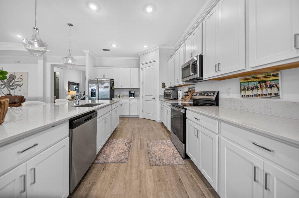 REPLAT OF VERANDA PRESERVE EAST - Residential