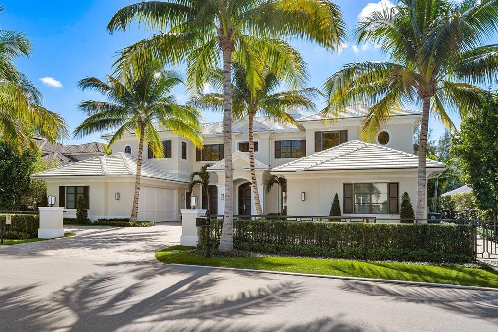 ROYAL PALM YACHT & COUNTRY CLUB - Residential