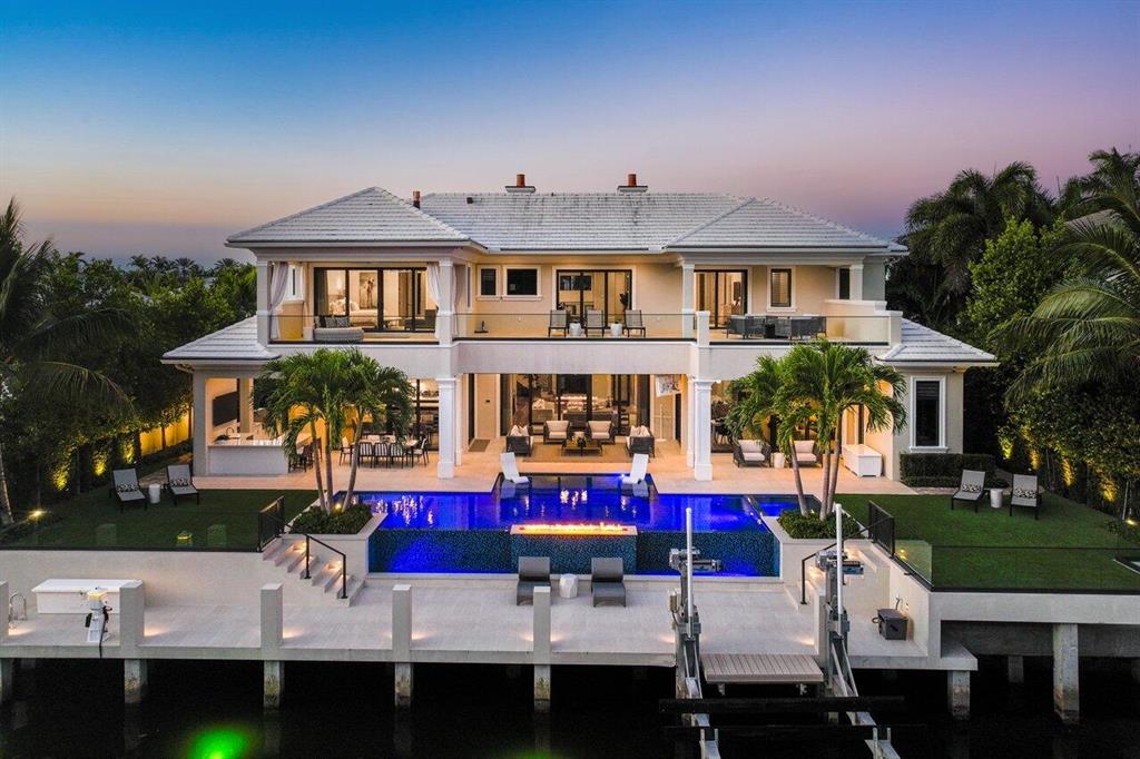 ROYAL PALM YACHT & COUNTRY CLUB - Residential