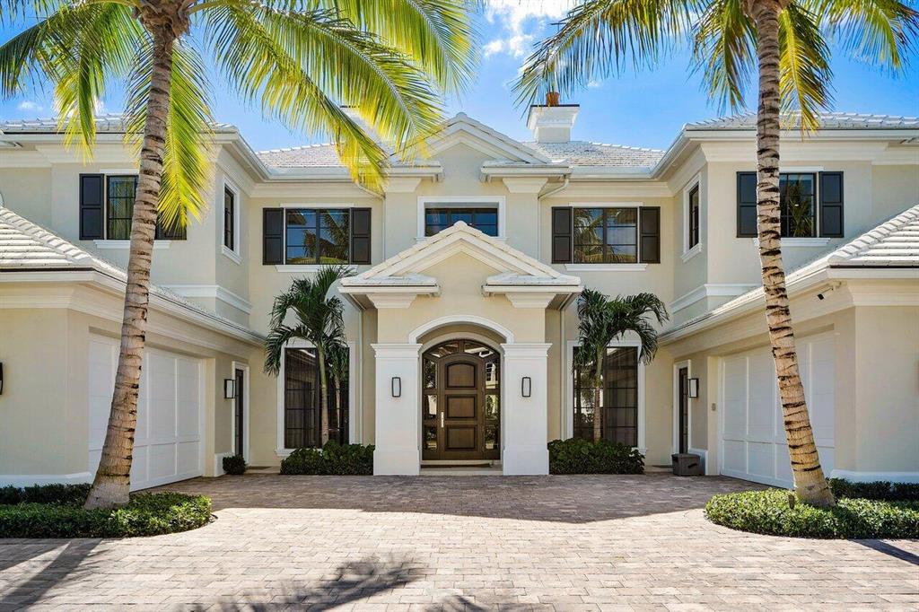 ROYAL PALM YACHT & COUNTRY CLUB - Residential