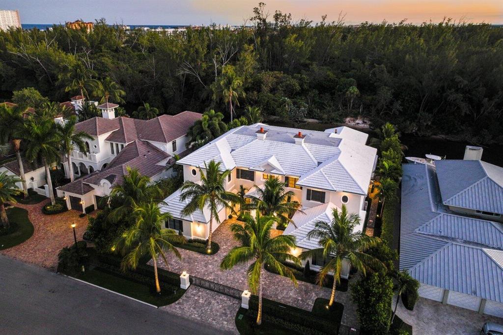 ROYAL PALM YACHT & COUNTRY CLUB - Residential