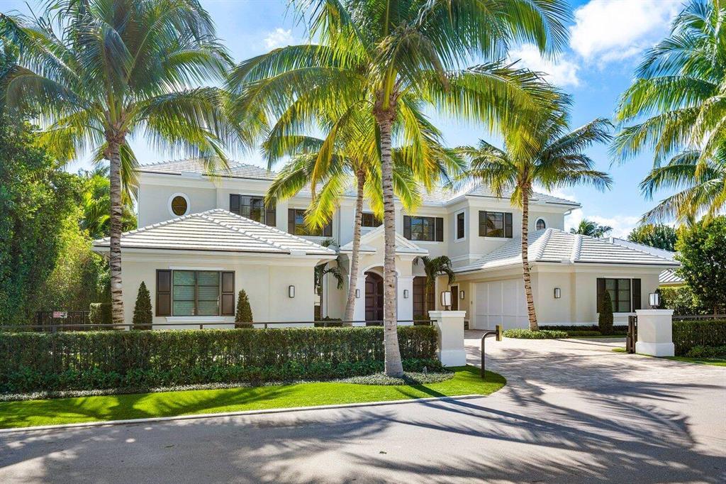 ROYAL PALM YACHT & COUNTRY CLUB - Residential