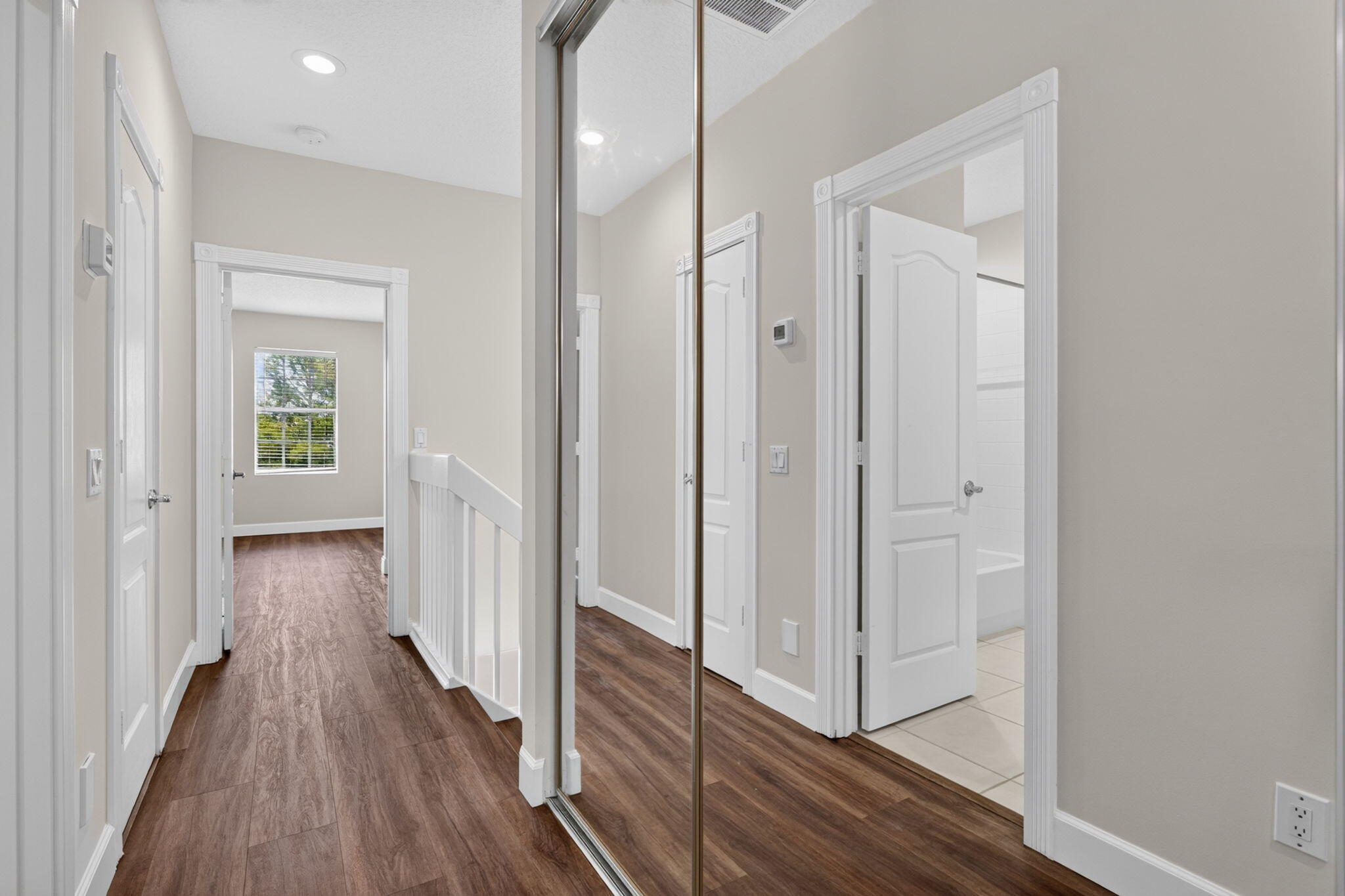 CATALINA LAKES - Residential Lease