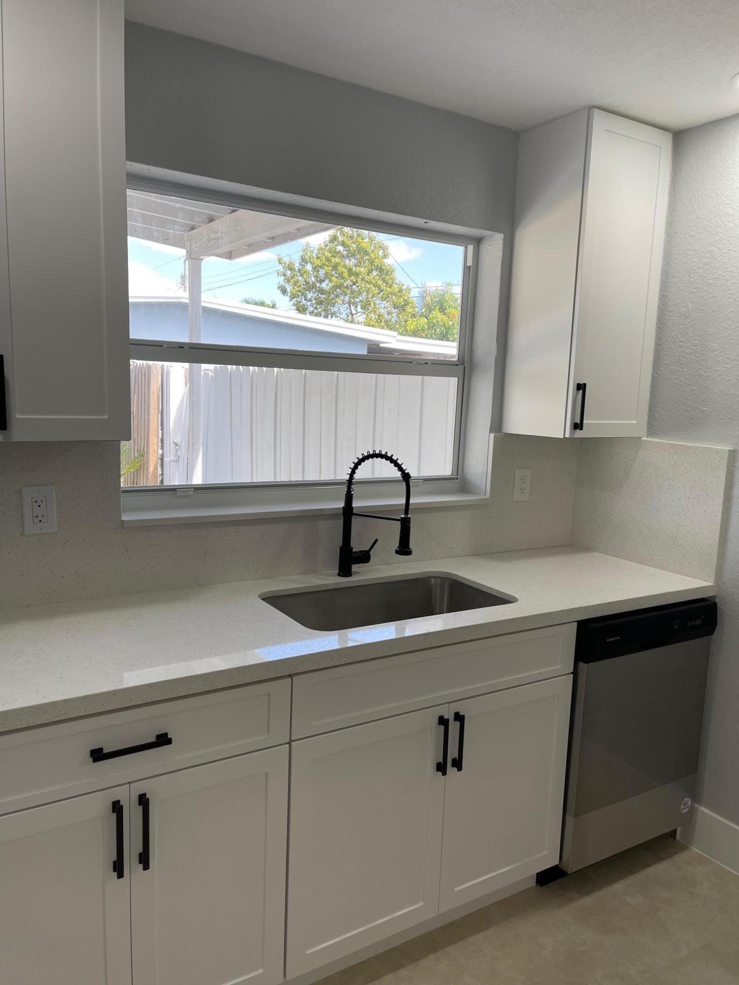 FOREST HILL VILLAGE 4 - Residential