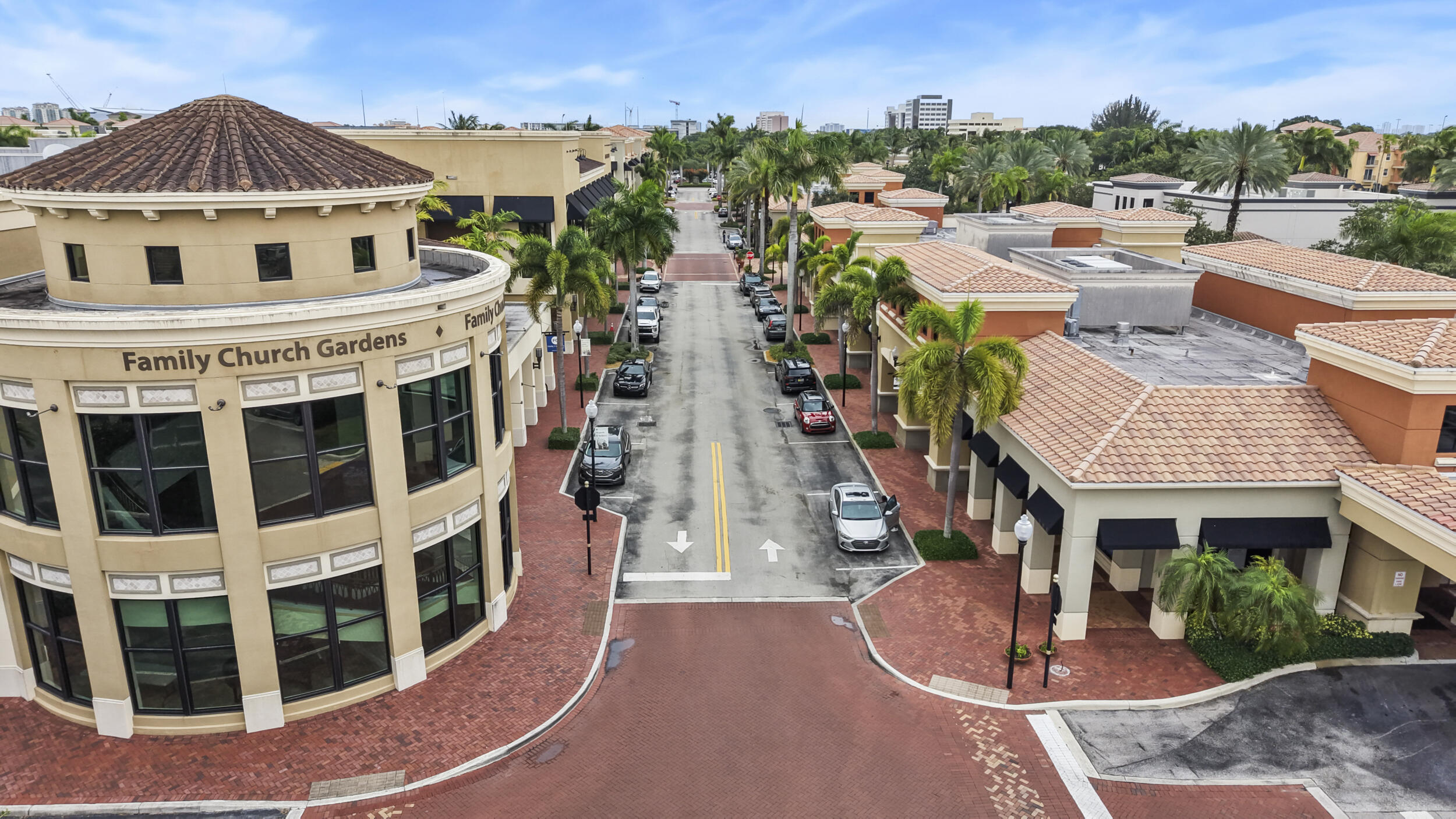 POINTE MIDTOWN - Residential